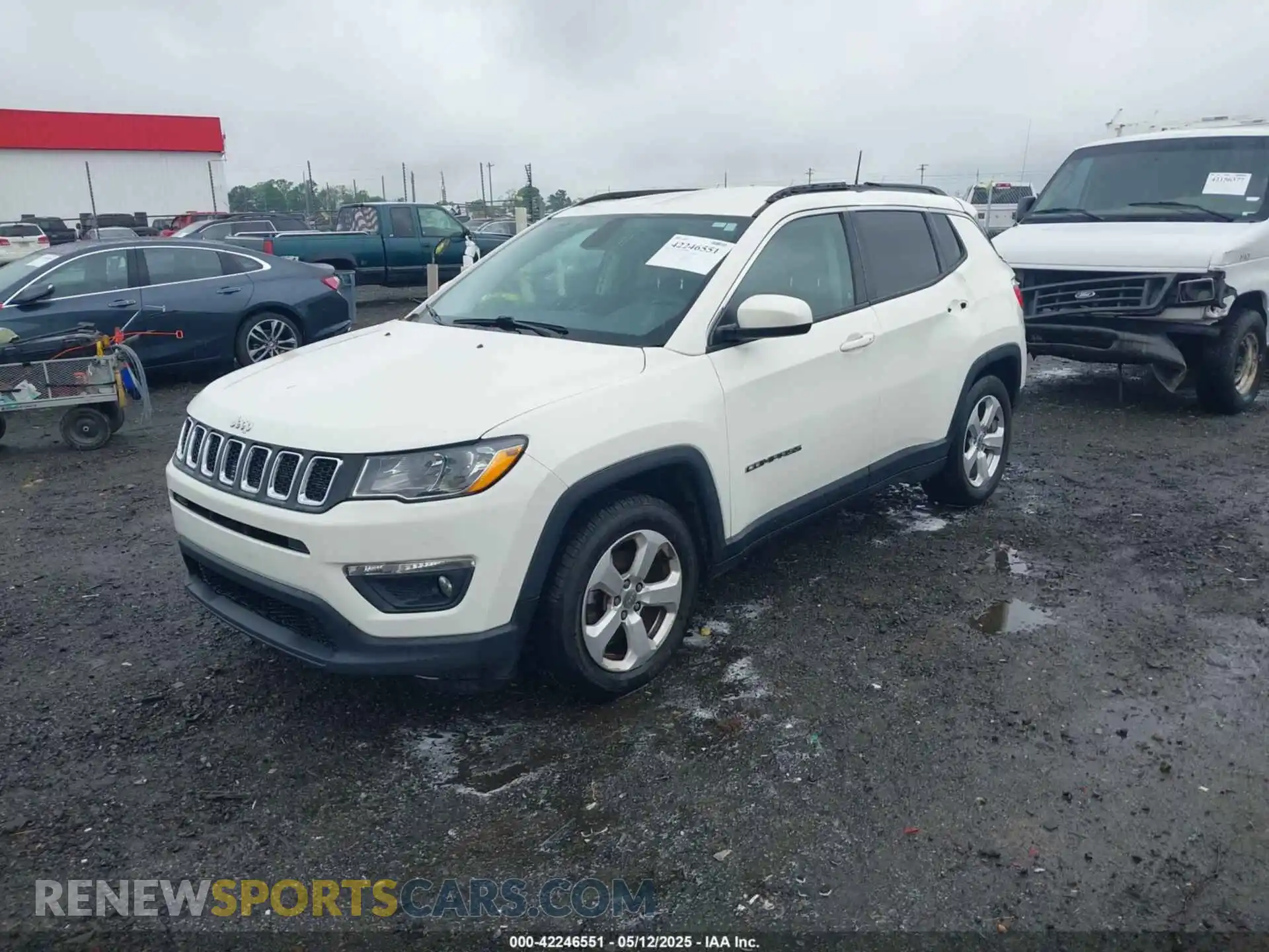 2 fotografías del automóvil dañado 3C4NJCBB9KT652222 JEEP COMPASS 2019