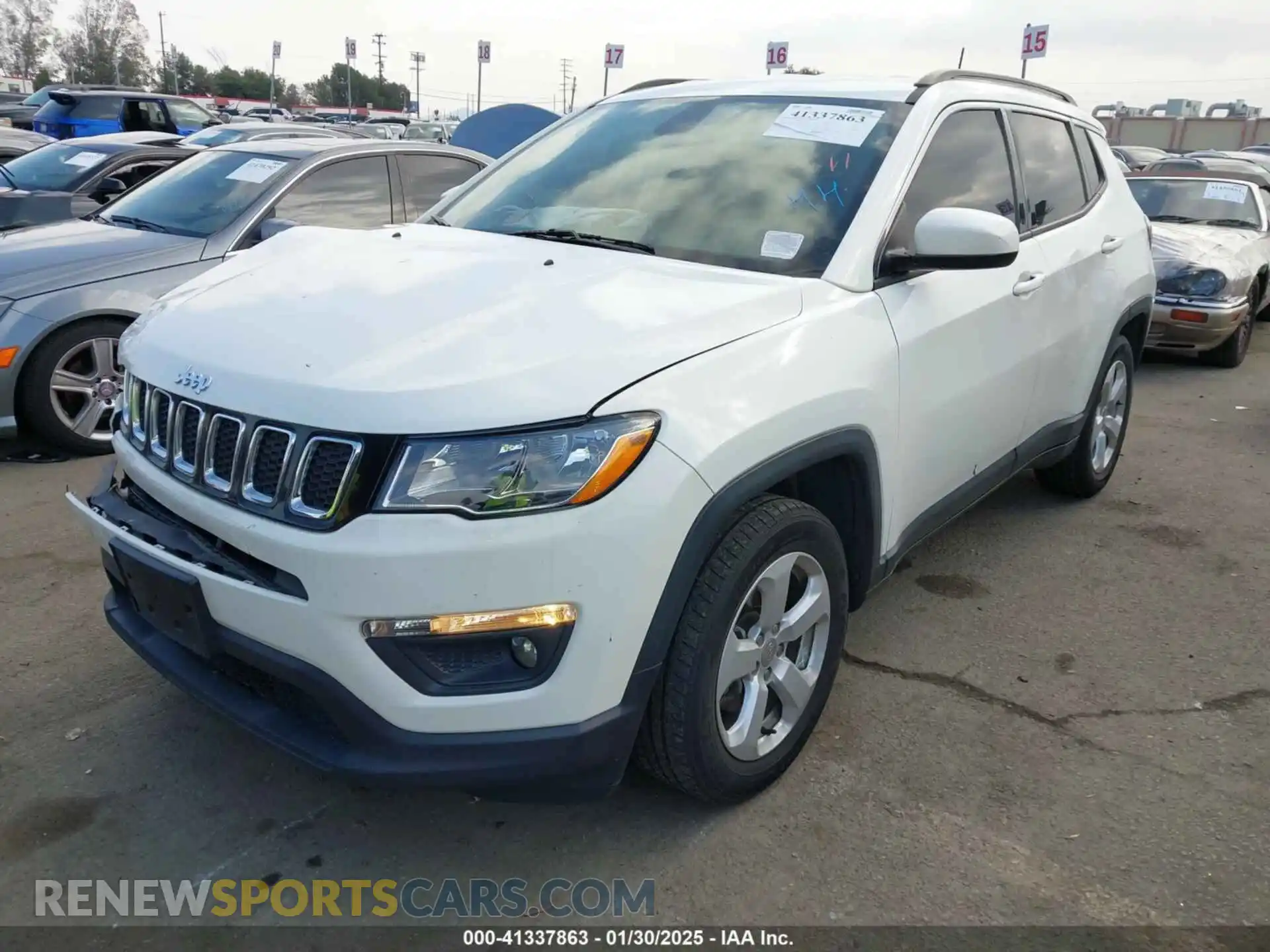 2 Photograph of a damaged car 3C4NJCBB9KT652558 JEEP COMPASS 2019