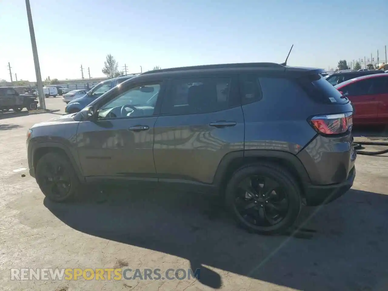 2 Photograph of a damaged car 3C4NJCBBXKT676691 JEEP COMPASS 2019