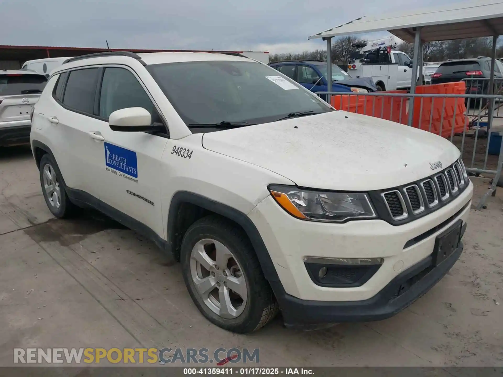 1 Photograph of a damaged car 3C4NJCBBXKT802046 JEEP COMPASS 2019