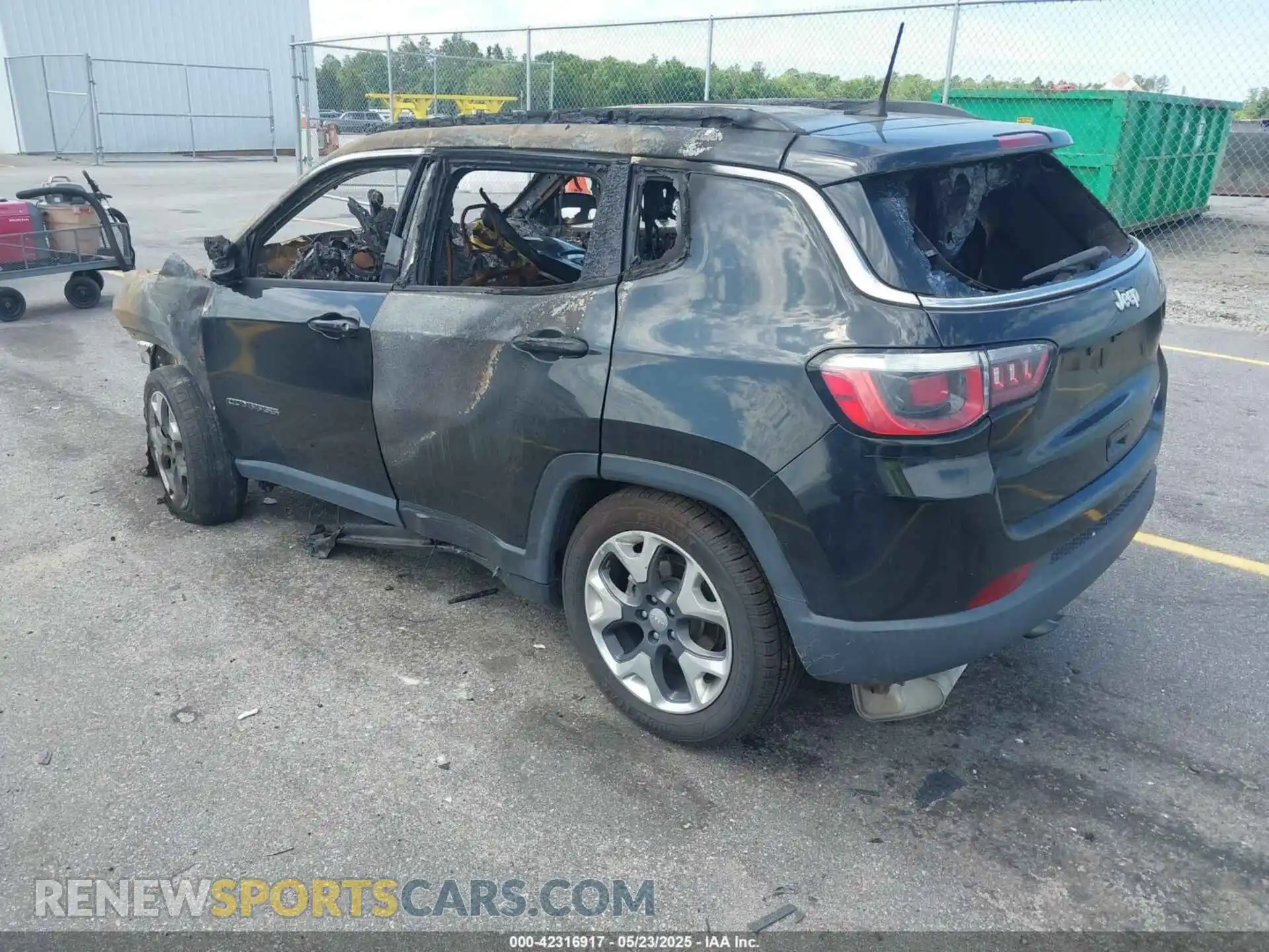 3 Photograph of a damaged car 3C4NJCCB5KT667282 JEEP COMPASS 2019