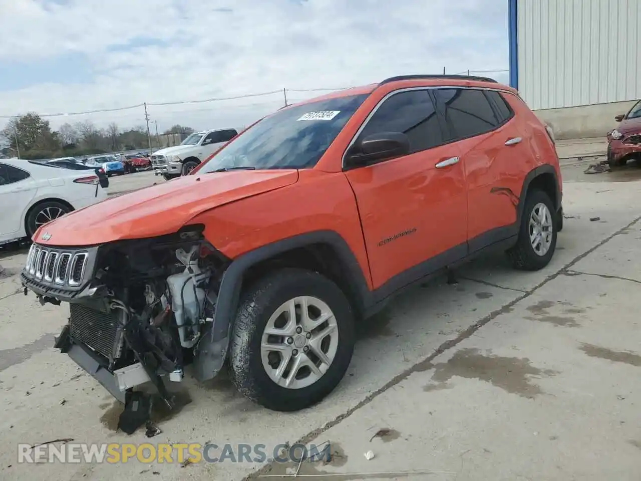 1 Photograph of a damaged car 3C4NJDAB0KT647692 JEEP COMPASS 2019