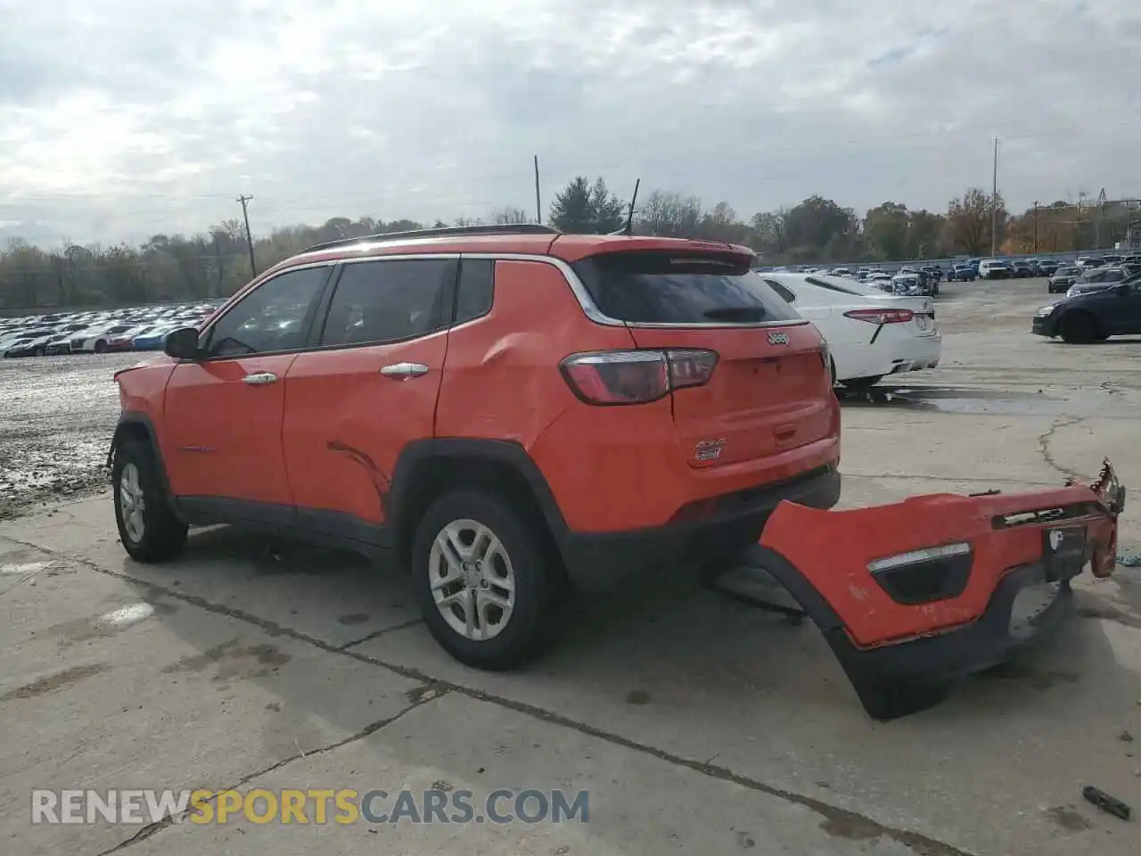 2 Photograph of a damaged car 3C4NJDAB0KT647692 JEEP COMPASS 2019
