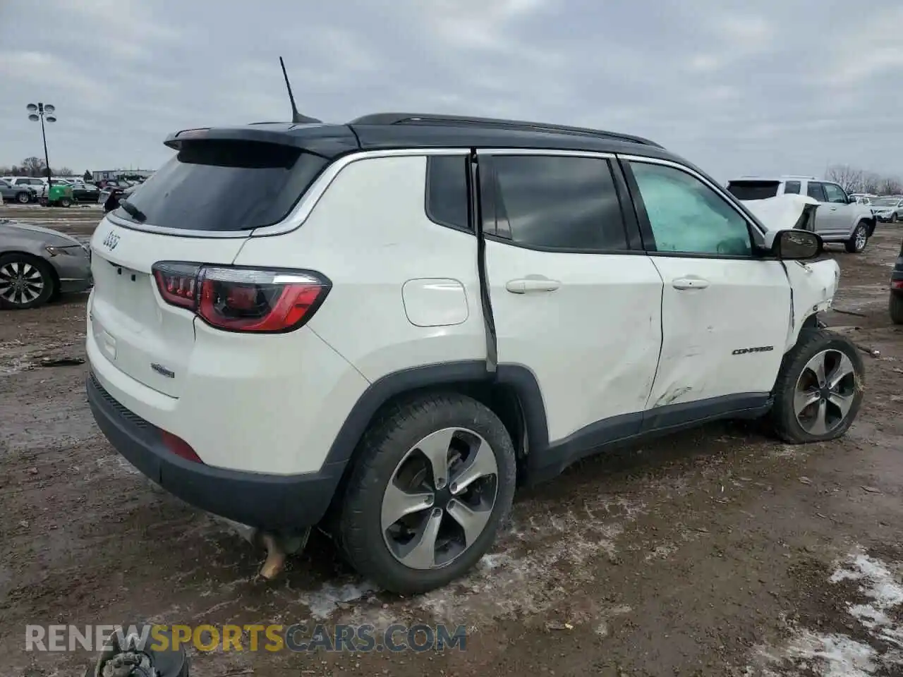 3 Photograph of a damaged car 3C4NJDBB2KT600968 JEEP COMPASS 2019