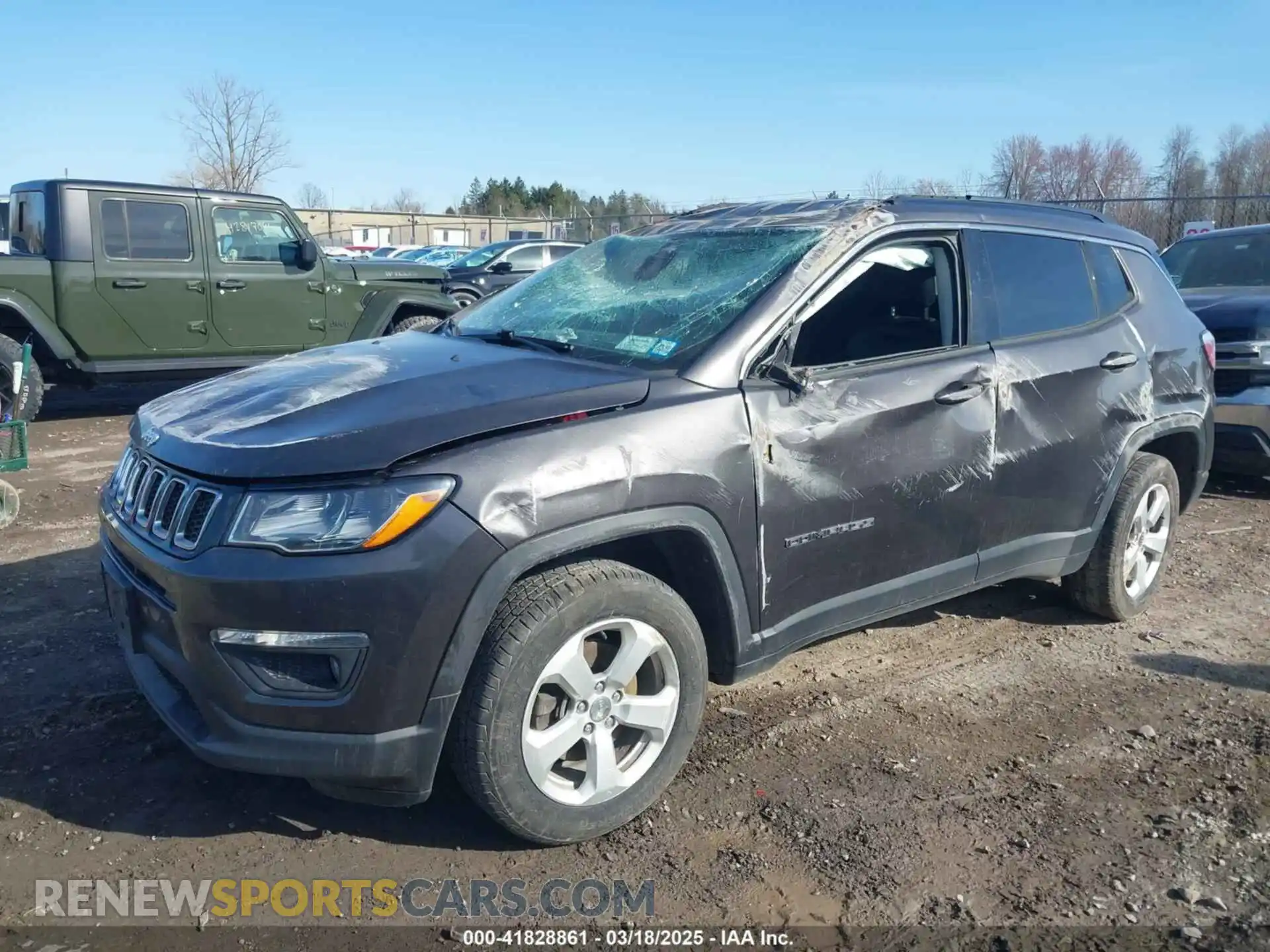 2 Photograph of a damaged car 3C4NJDBB2KT760879 JEEP COMPASS 2019