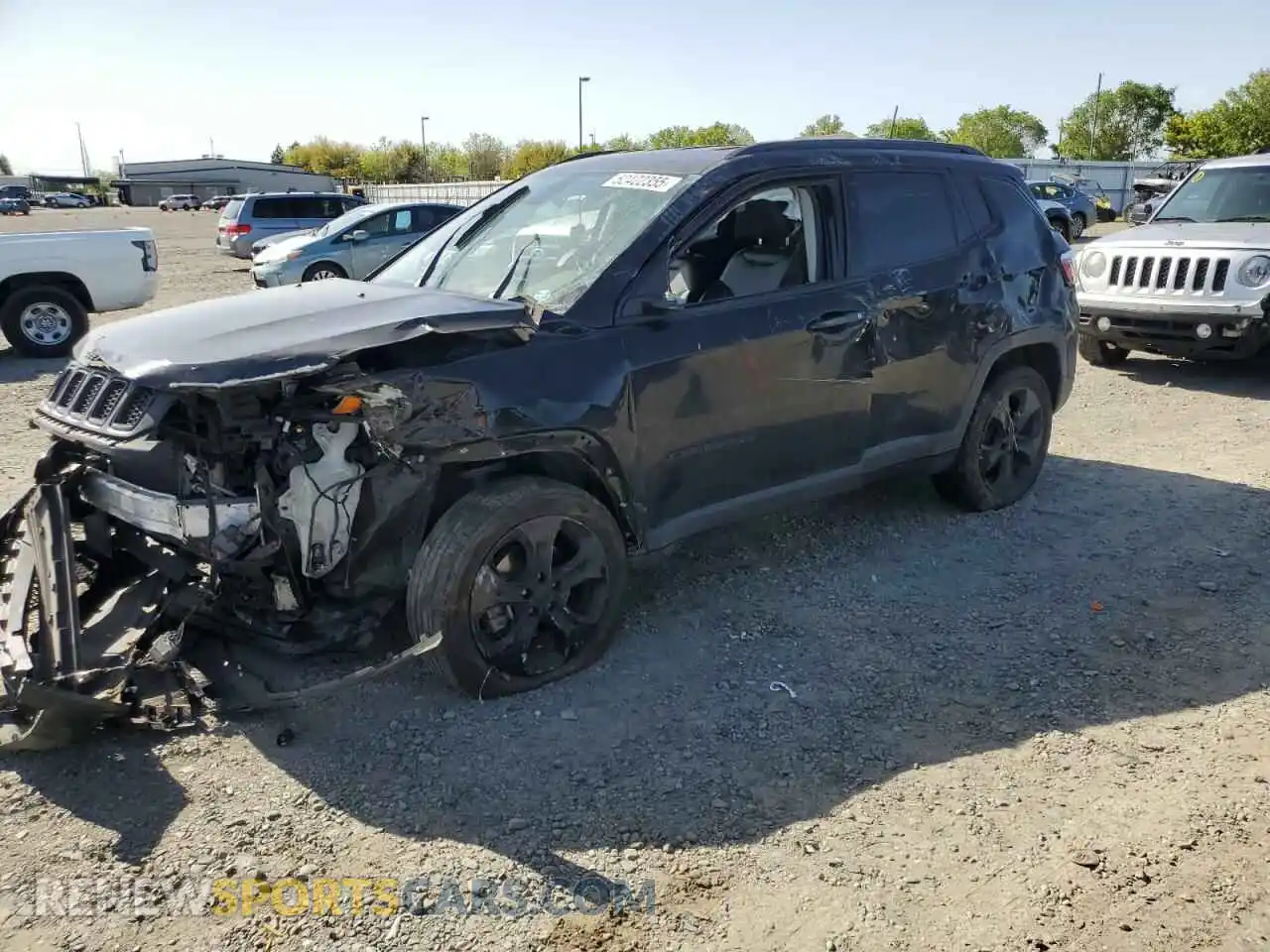 1 Photograph of a damaged car 3C4NJDBB2KT826587 JEEP COMPASS 2019