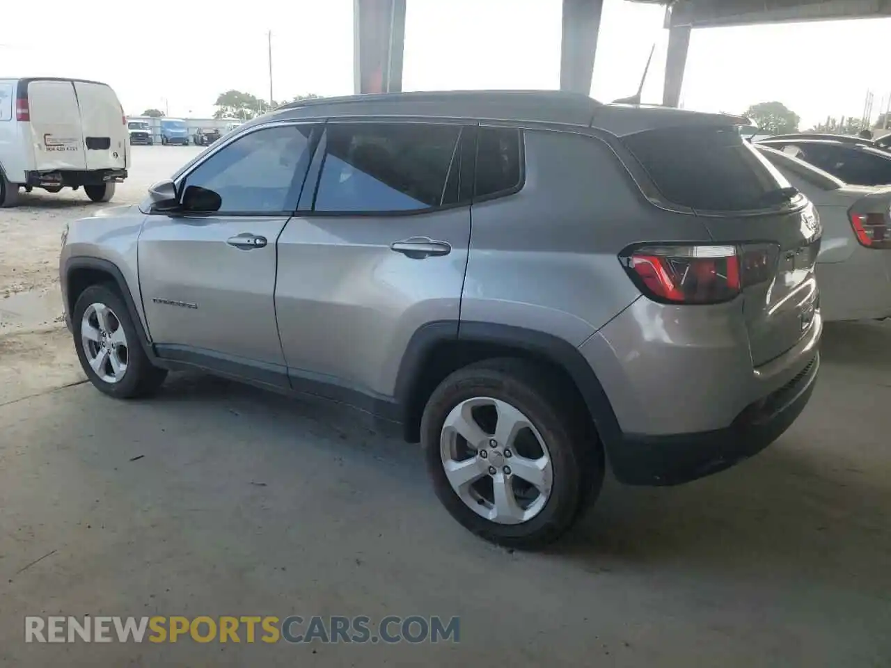 2 Photograph of a damaged car 3C4NJDBB3KT599863 JEEP COMPASS 2019