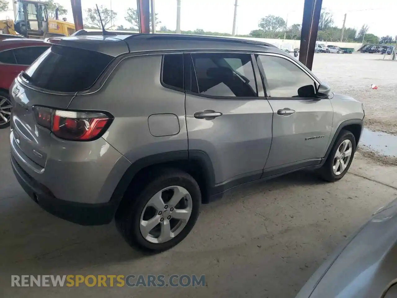 3 Photograph of a damaged car 3C4NJDBB3KT599863 JEEP COMPASS 2019