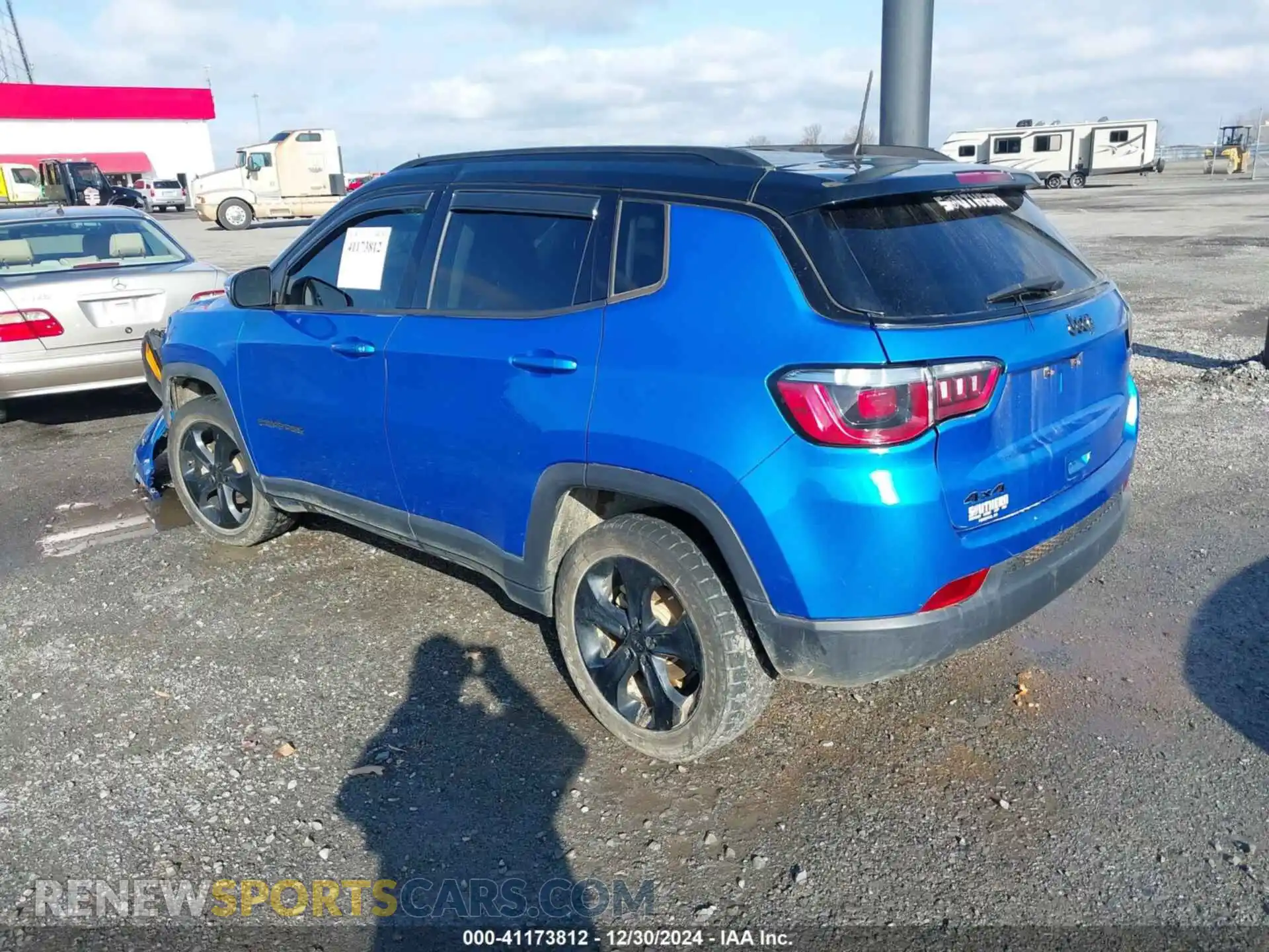 3 Photograph of a damaged car 3C4NJDBB3KT619609 JEEP COMPASS 2019