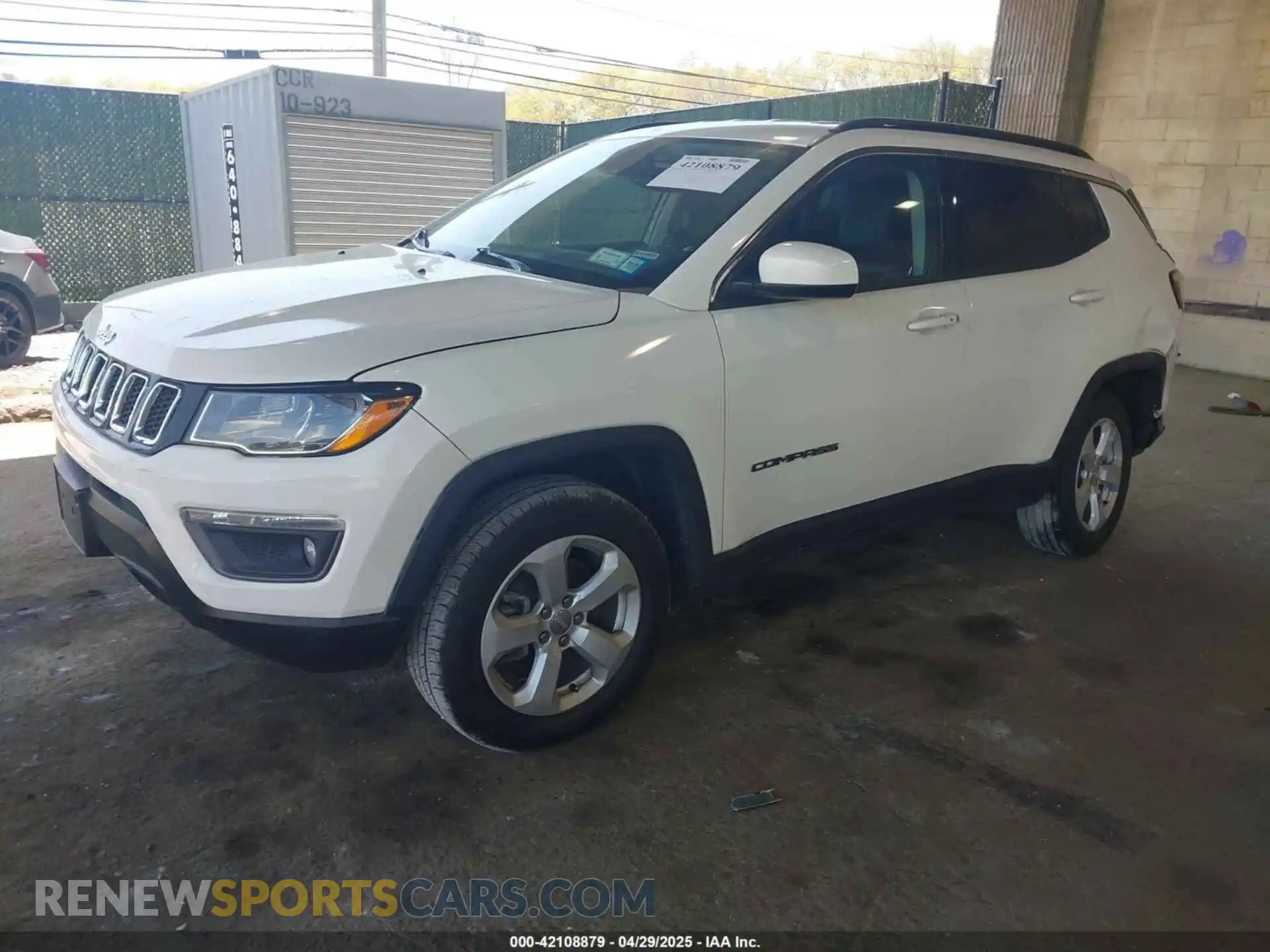 2 Photograph of a damaged car 3C4NJDBB3KT654263 JEEP COMPASS 2019
