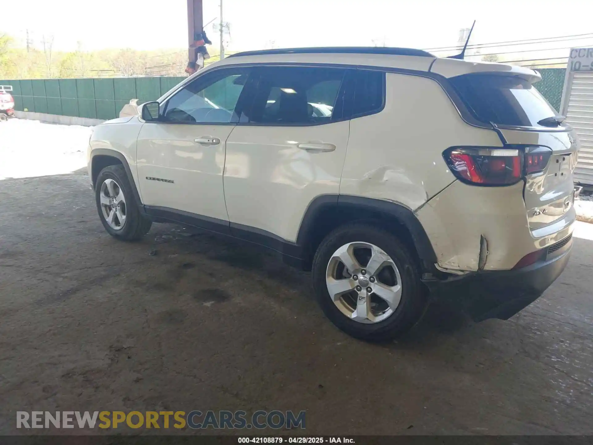 3 Photograph of a damaged car 3C4NJDBB3KT654263 JEEP COMPASS 2019
