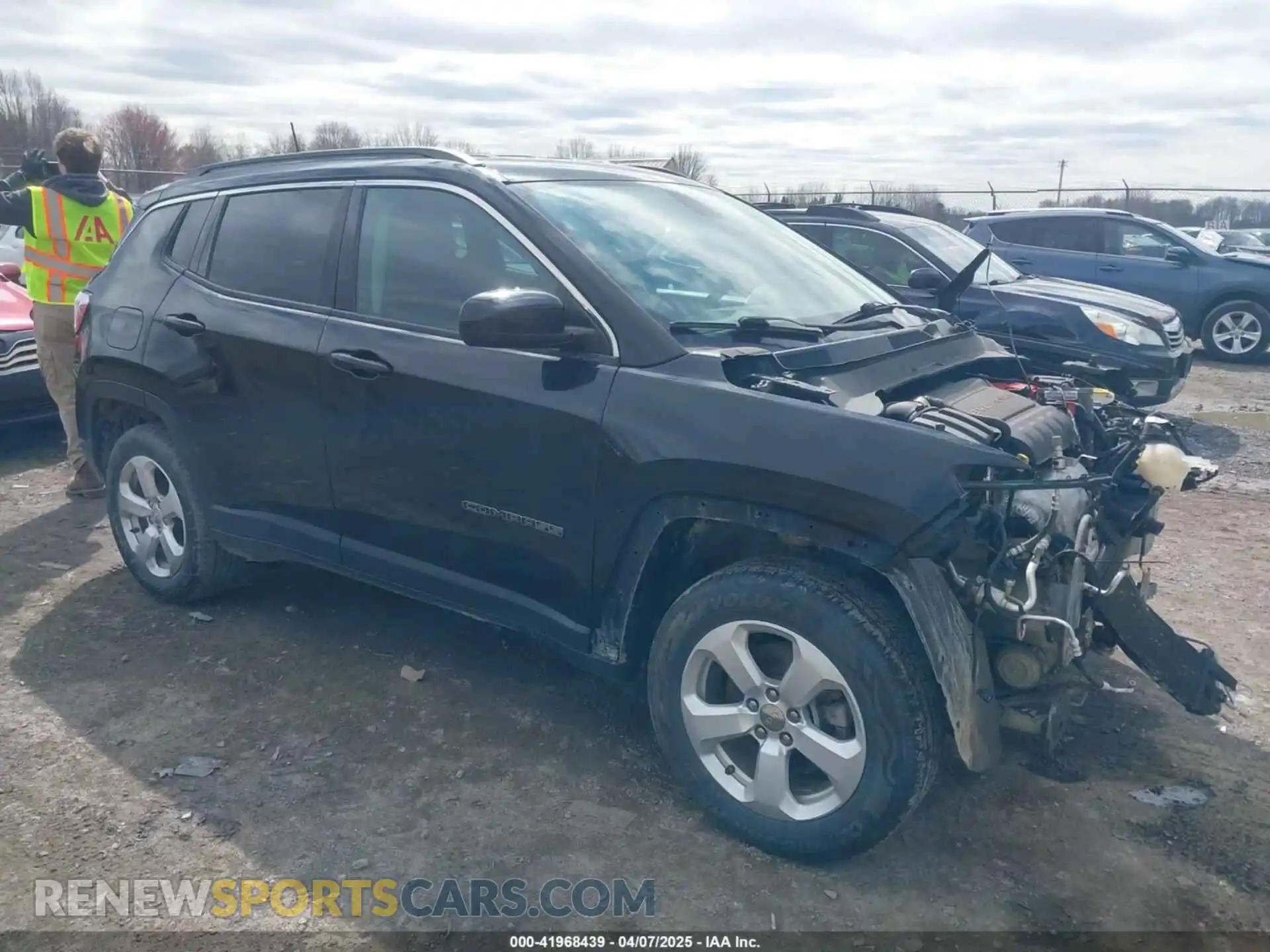 1 Photograph of a damaged car 3C4NJDBB3KT654330 JEEP COMPASS 2019