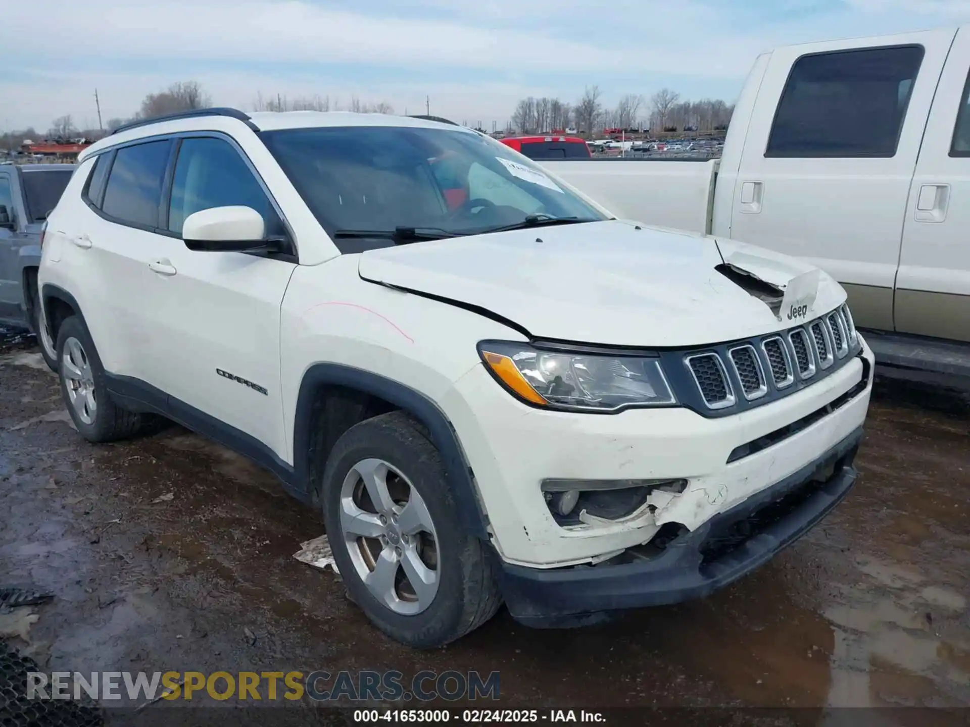 1 Photograph of a damaged car 3C4NJDBB4KT656734 JEEP COMPASS 2019