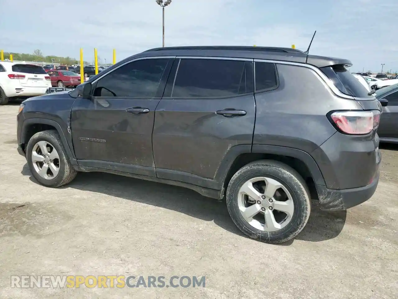 2 Photograph of a damaged car 3C4NJDBB6KT595466 JEEP COMPASS 2019