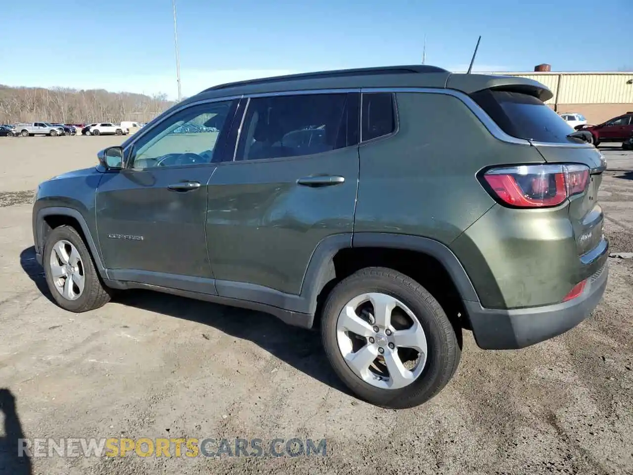 2 Photograph of a damaged car 3C4NJDBB6KT684163 JEEP COMPASS 2019