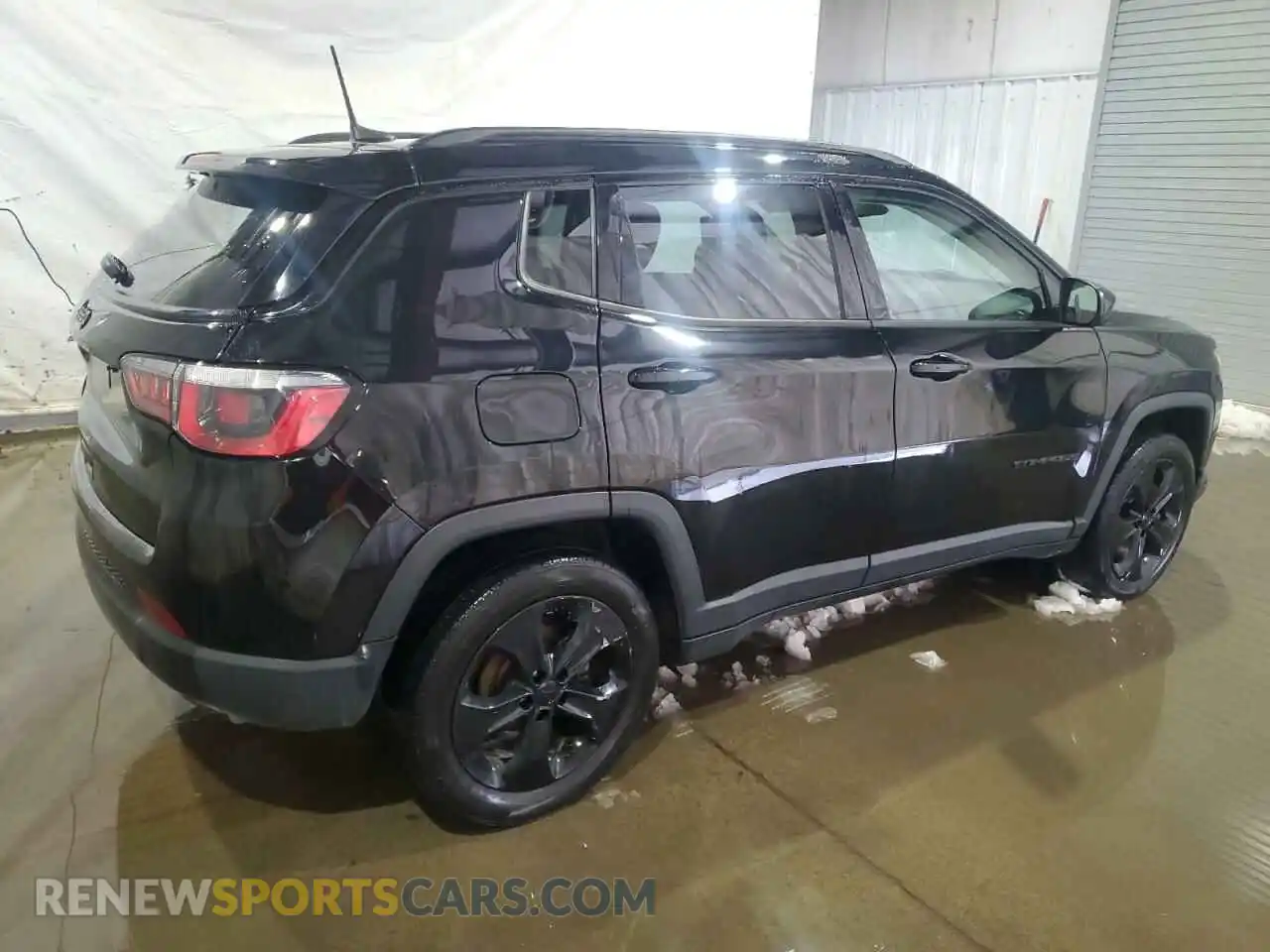 3 Photograph of a damaged car 3C4NJDBB7KT697732 JEEP COMPASS 2019