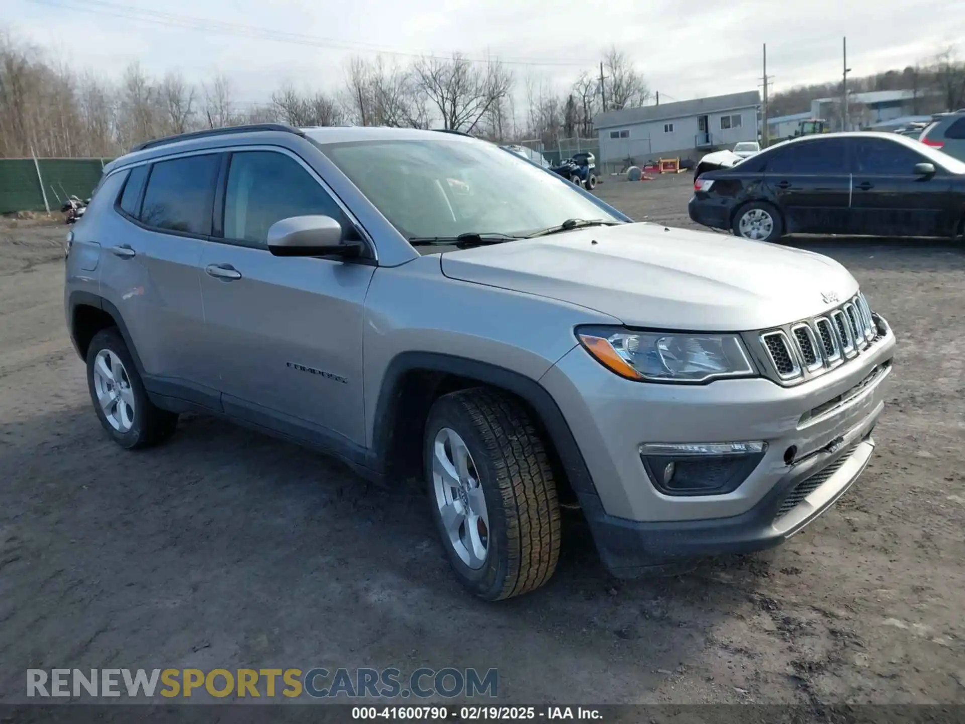 1 Photograph of a damaged car 3C4NJDBB8KT596800 JEEP COMPASS 2019