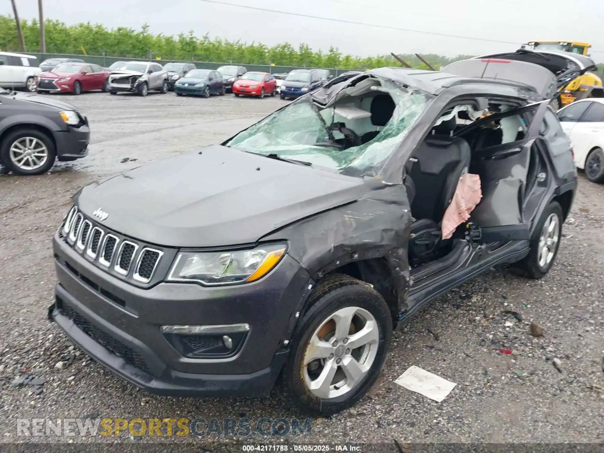 2 Photograph of a damaged car 3C4NJDBB8KT713565 JEEP COMPASS 2019