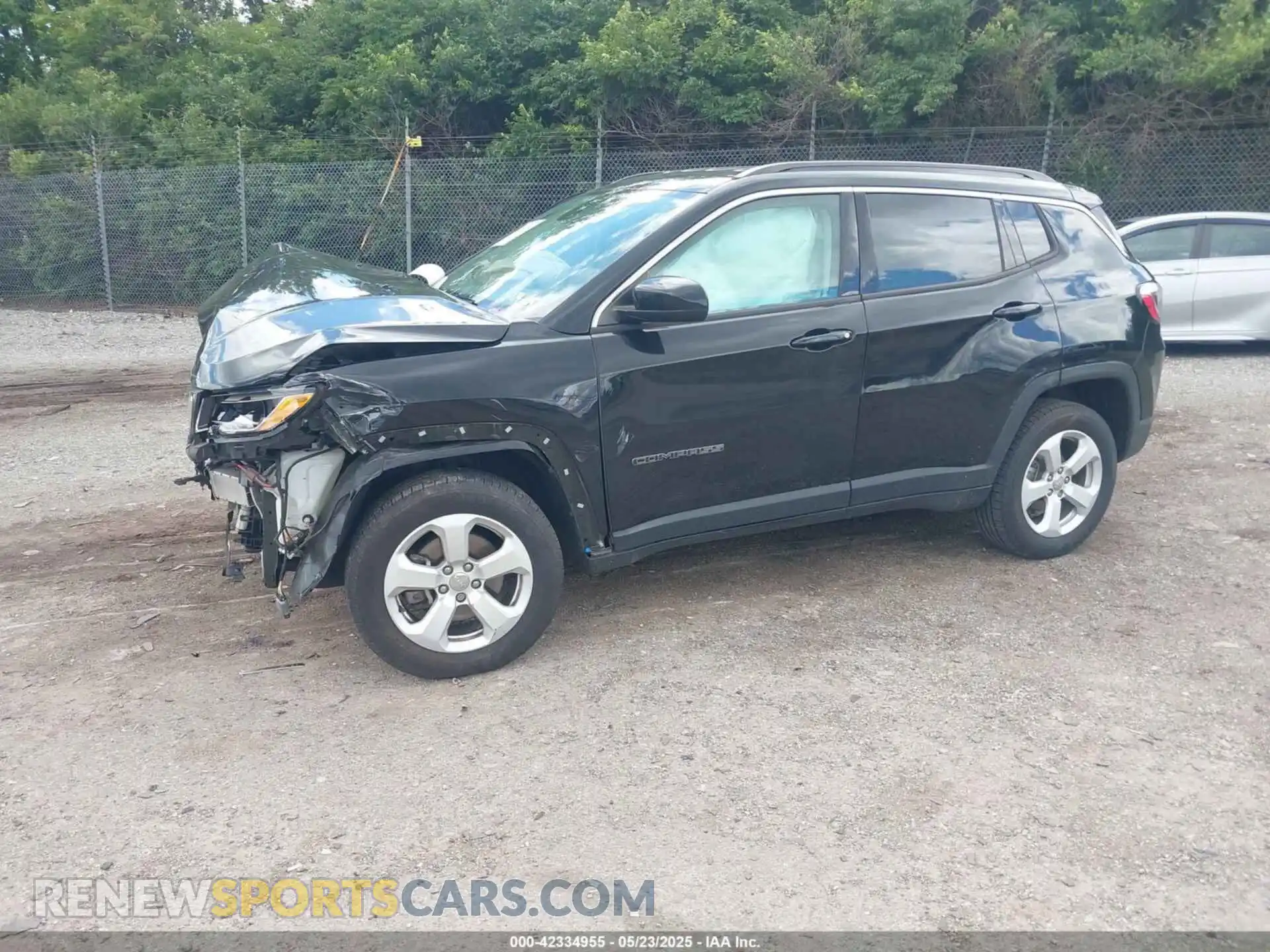 2 fotografías del automóvil dañado 3C4NJDBB8KT834306 JEEP COMPASS 2019