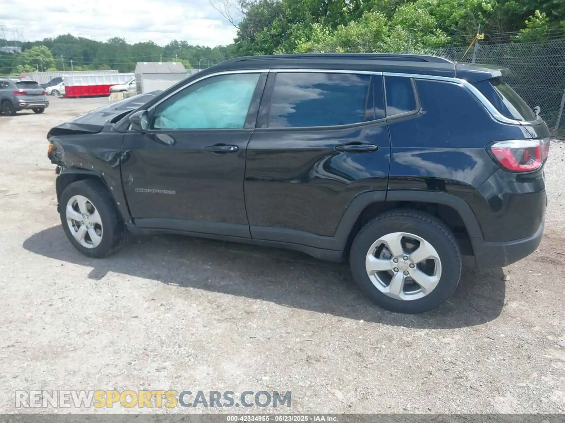 3 fotografías del automóvil dañado 3C4NJDBB8KT834306 JEEP COMPASS 2019