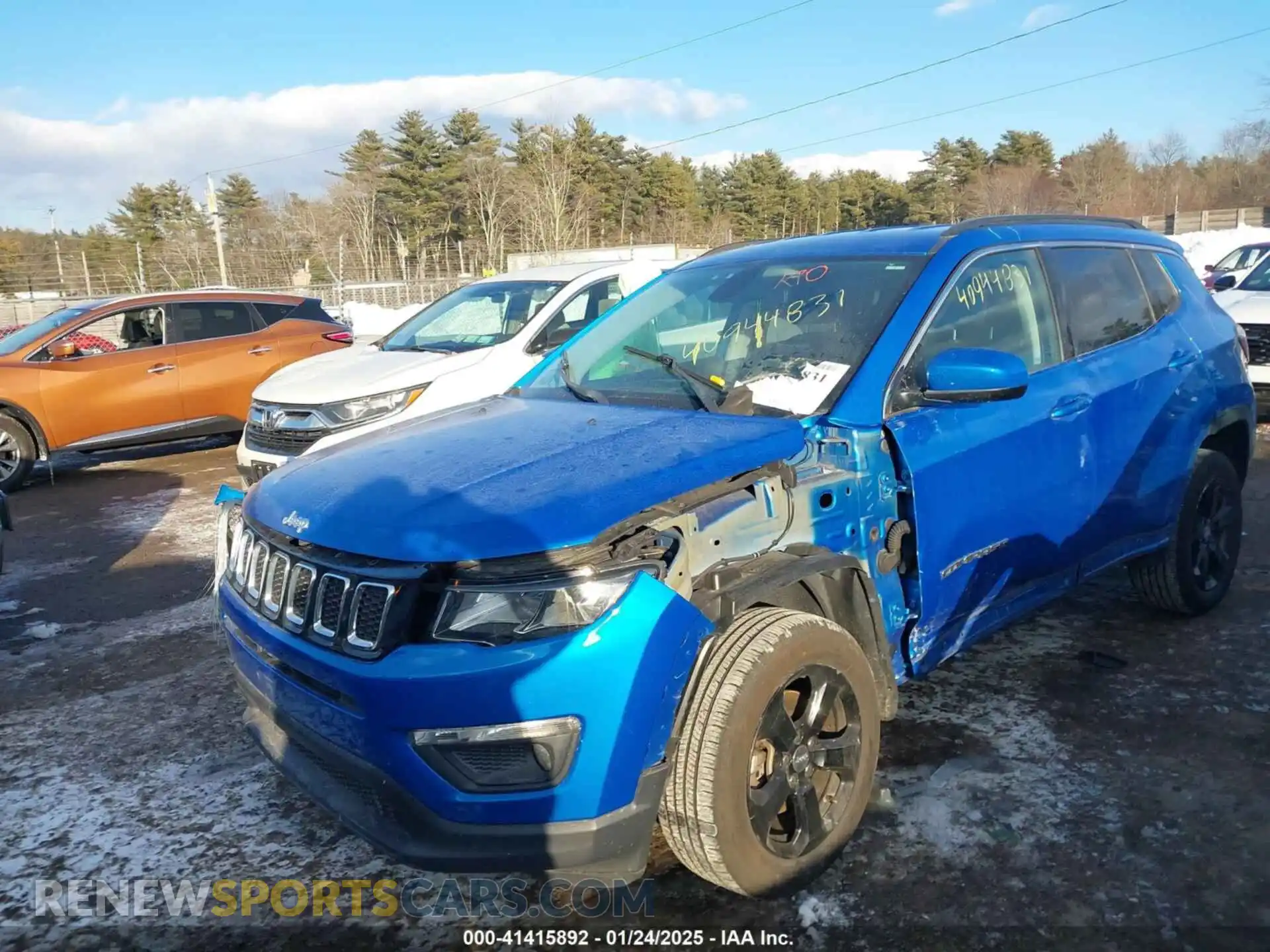 2 Photograph of a damaged car 3C4NJDBBXKT596958 JEEP COMPASS 2019
