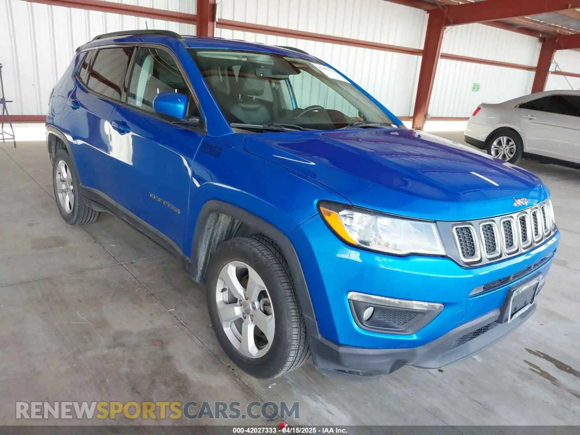 1 Photograph of a damaged car 3C4NJDBBXKT745210 JEEP COMPASS 2019