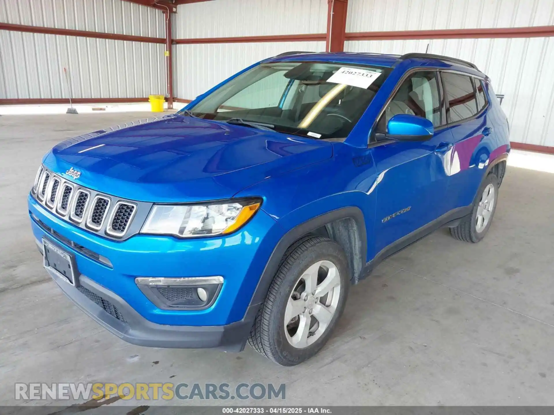2 Photograph of a damaged car 3C4NJDBBXKT745210 JEEP COMPASS 2019