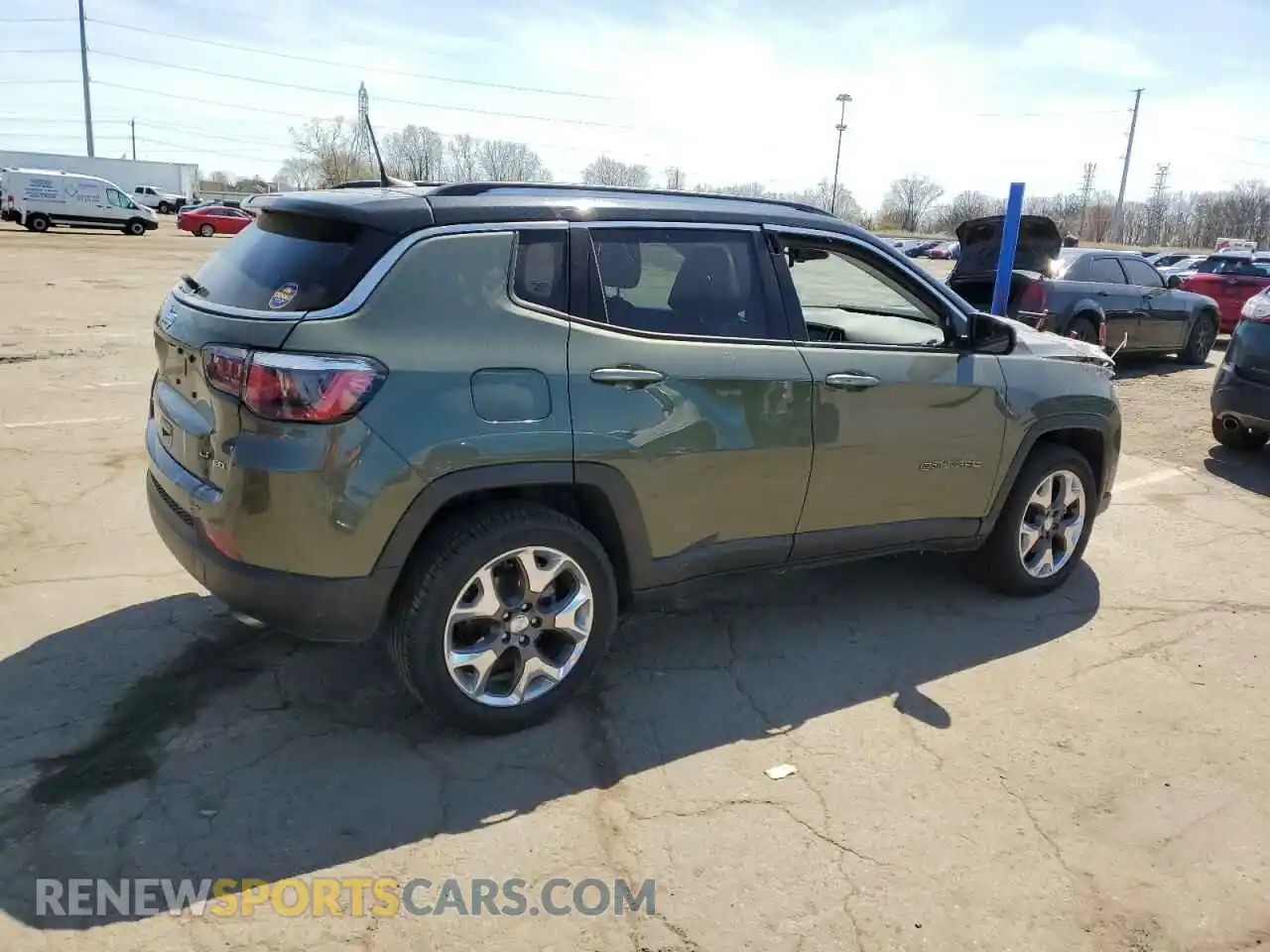 3 Photograph of a damaged car 3C4NJDCB6KT780972 JEEP COMPASS 2019