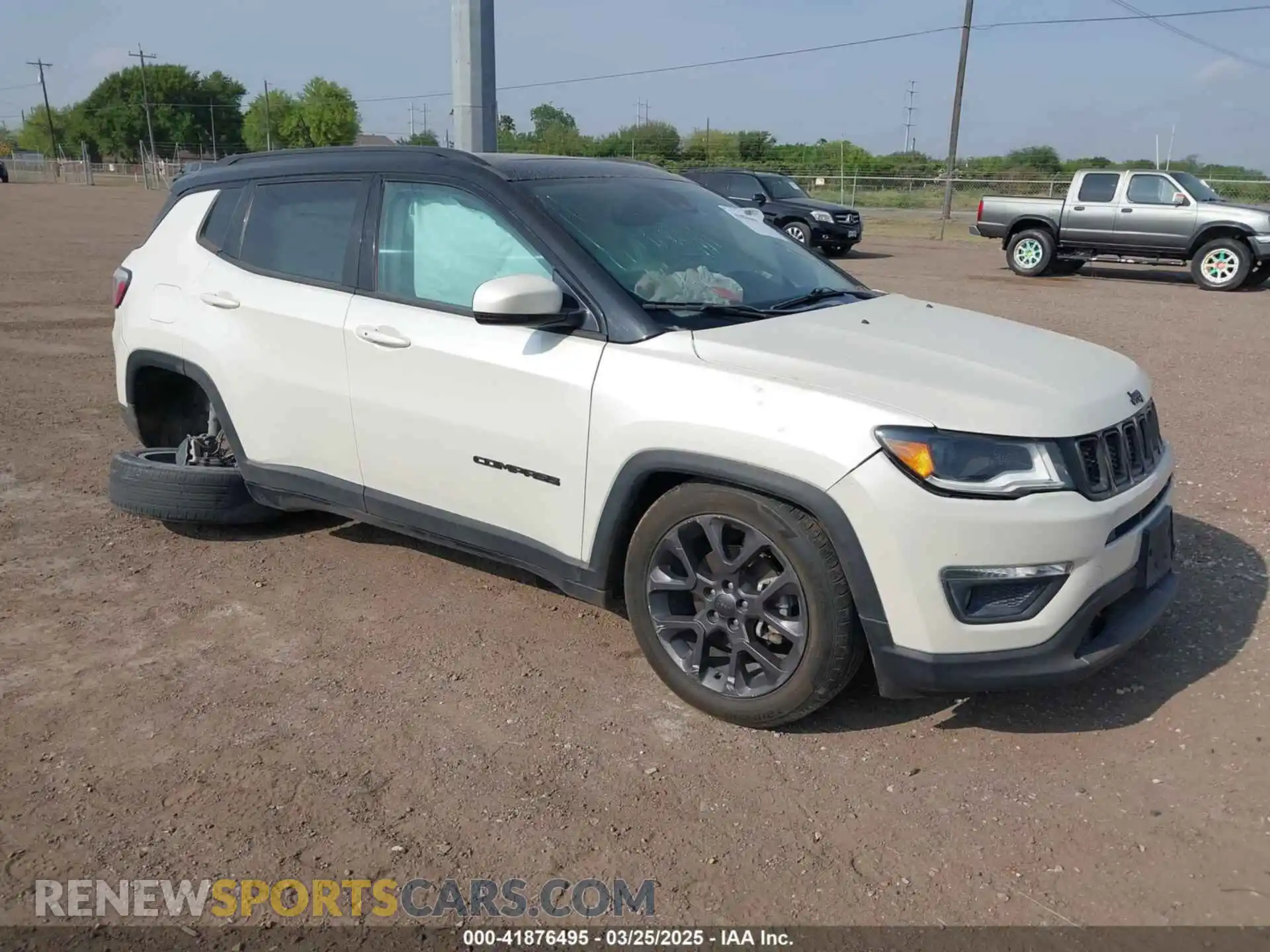 1 Photograph of a damaged car 3C4NJDCB6KT829054 JEEP COMPASS 2019