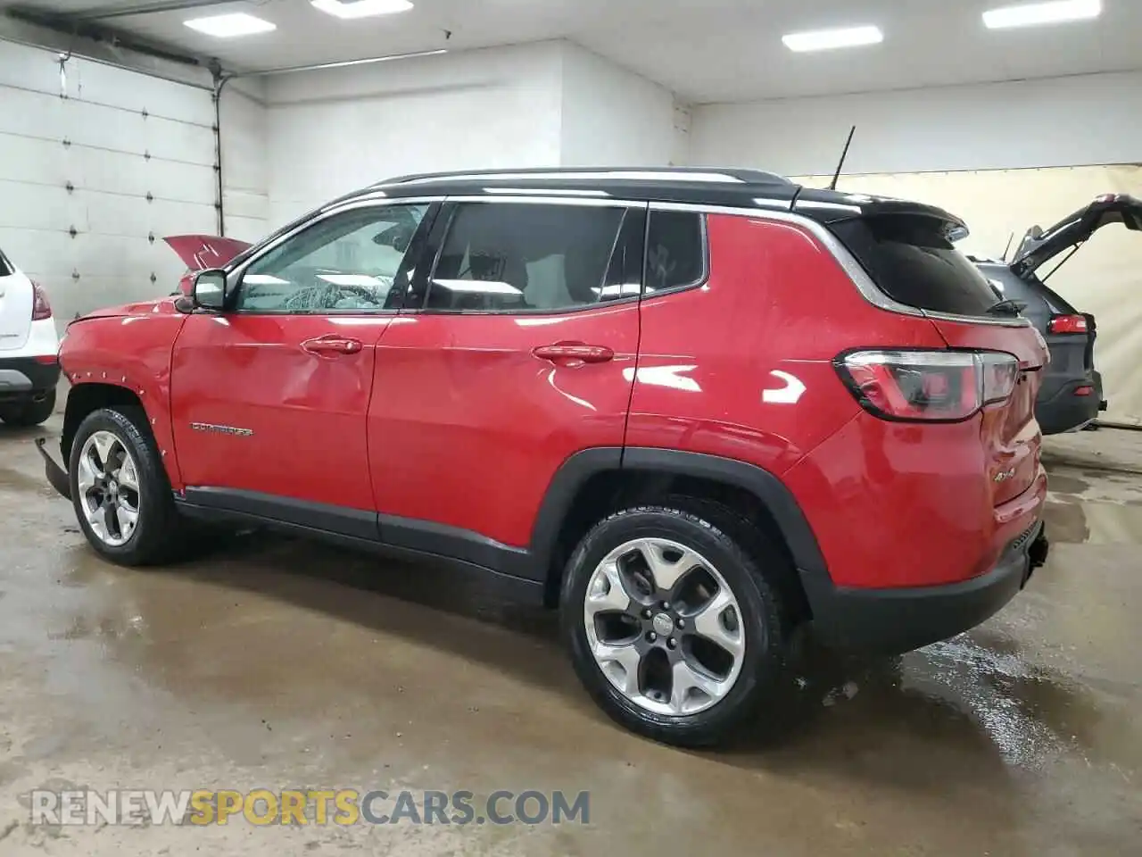 2 Photograph of a damaged car 3C4NJDCBXKT647678 JEEP COMPASS 2019