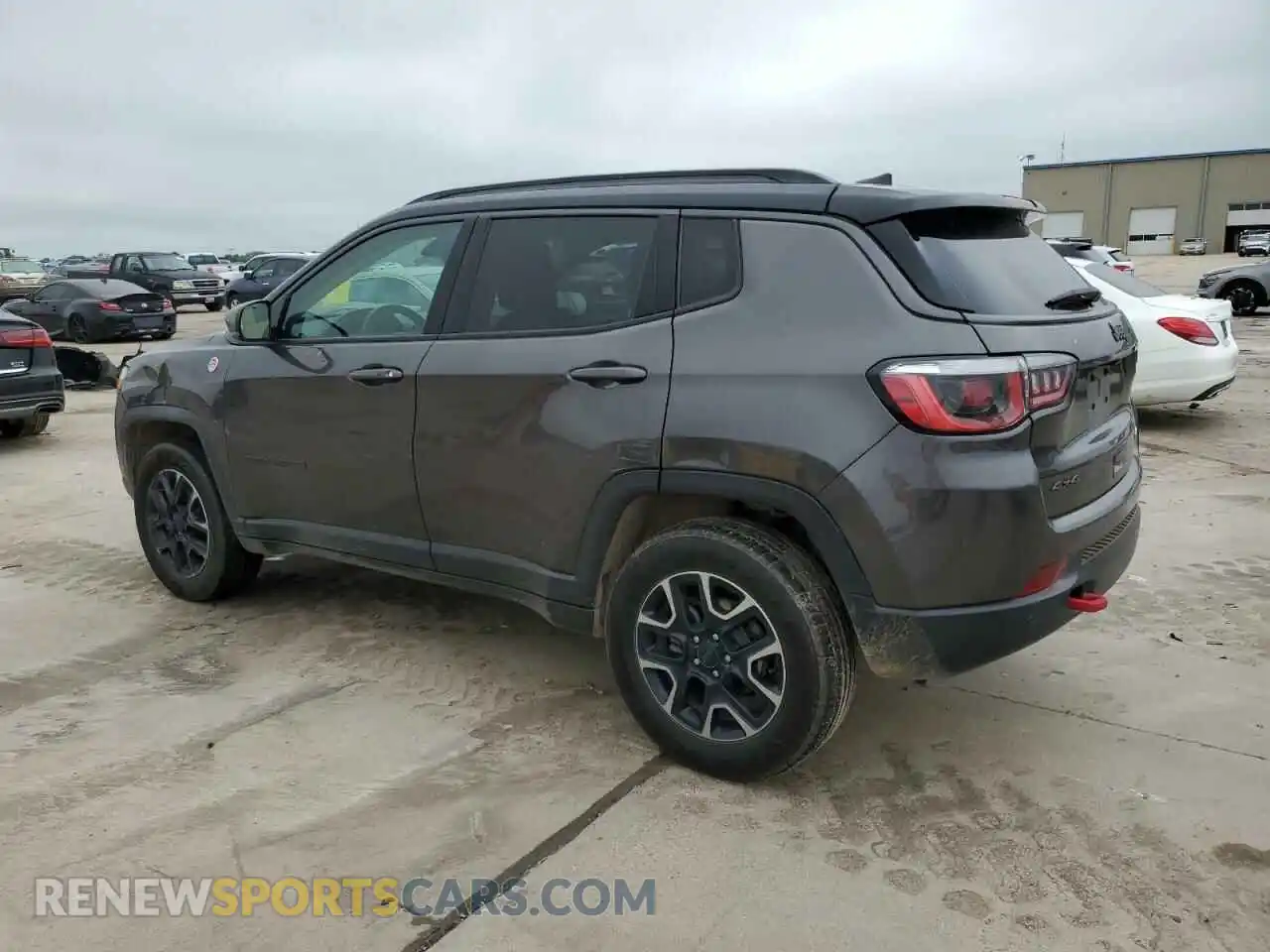2 Photograph of a damaged car 3C4NJDDB0KT618740 JEEP COMPASS 2019