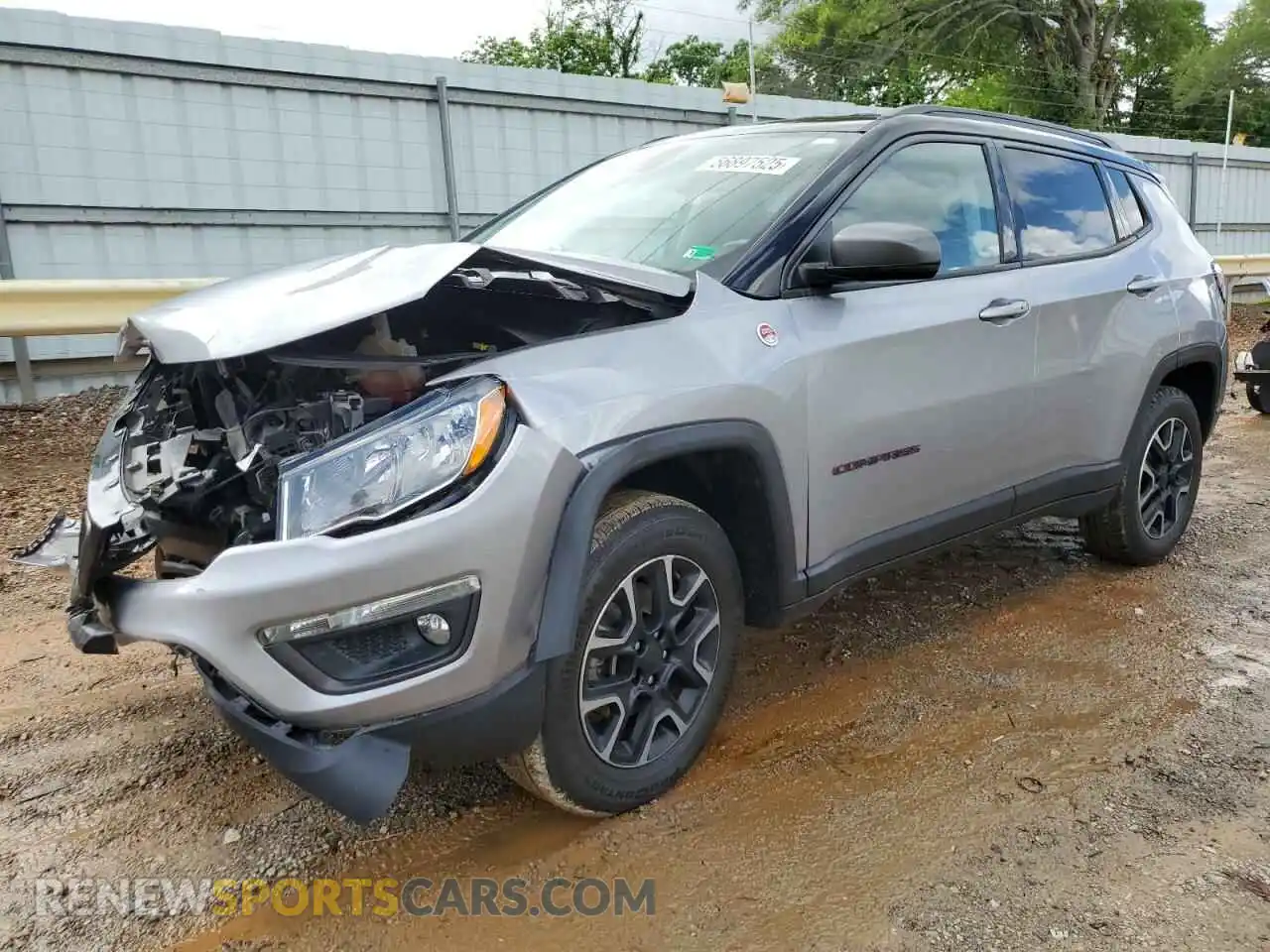 1 Photograph of a damaged car 3C4NJDDB0KT739851 JEEP COMPASS 2019