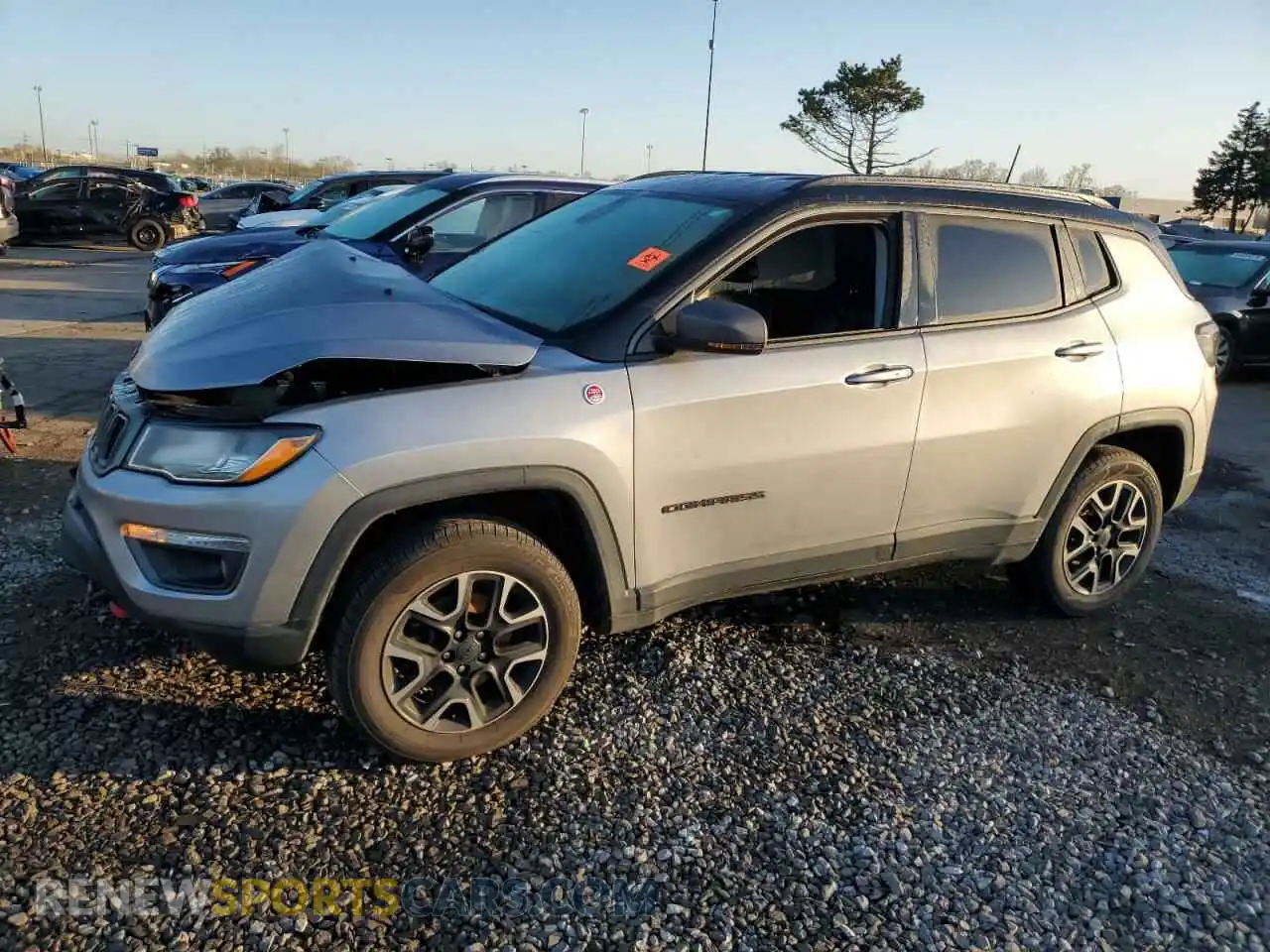 1 Photograph of a damaged car 3C4NJDDB1KT619430 JEEP COMPASS 2019