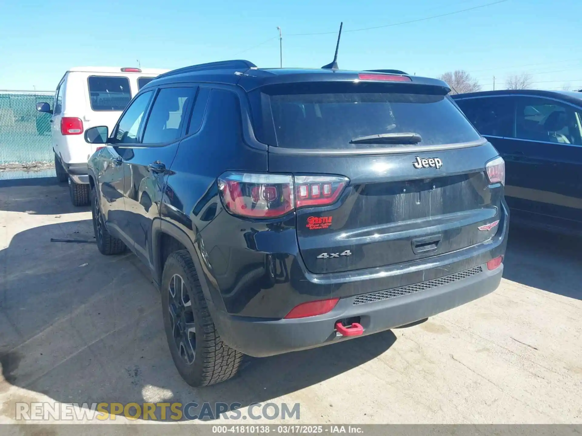 3 fotografías del automóvil dañado 3C4NJDDB1KT671642 JEEP COMPASS 2019