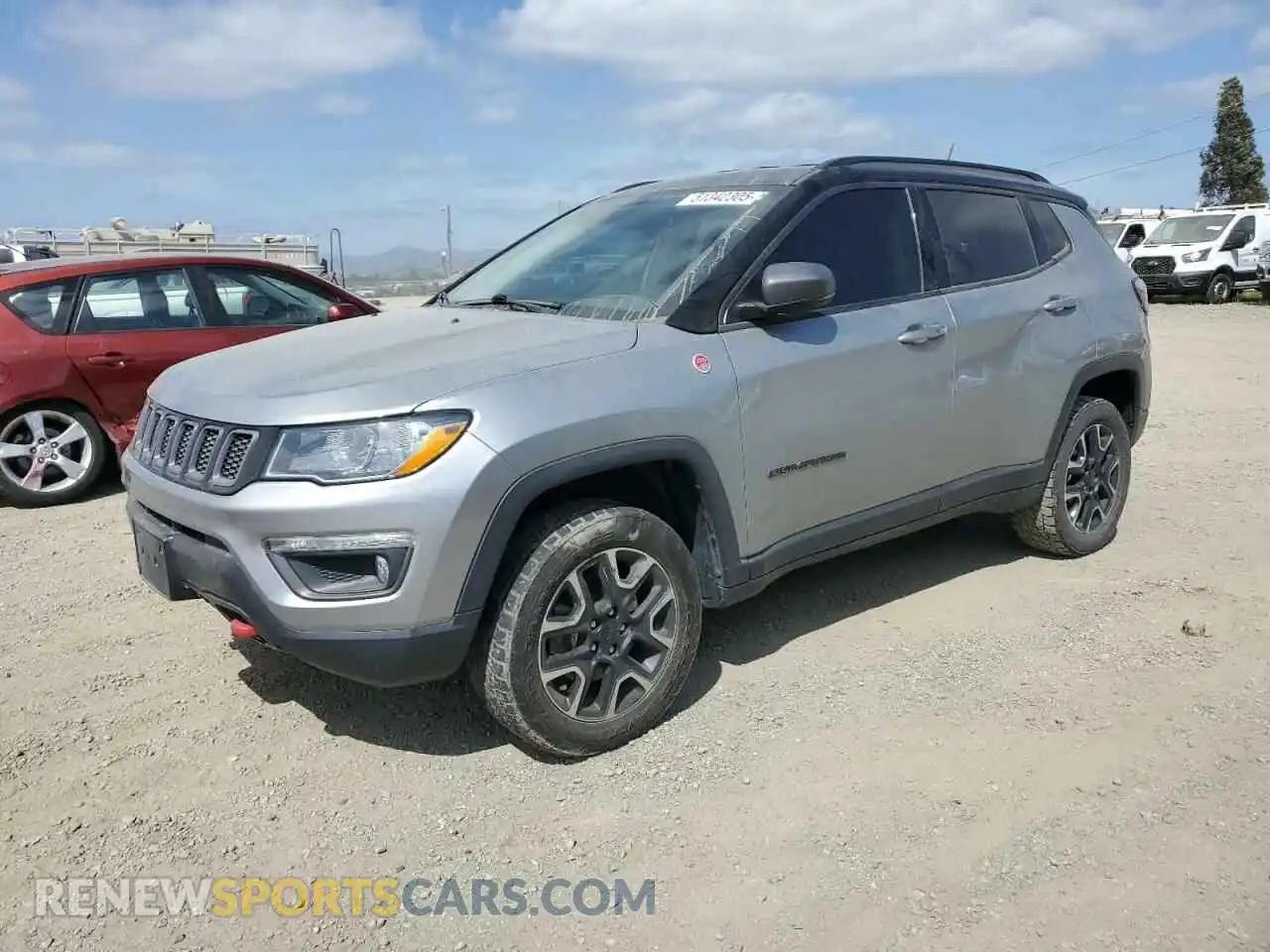 1 Photograph of a damaged car 3C4NJDDB3KT785383 JEEP COMPASS 2019
