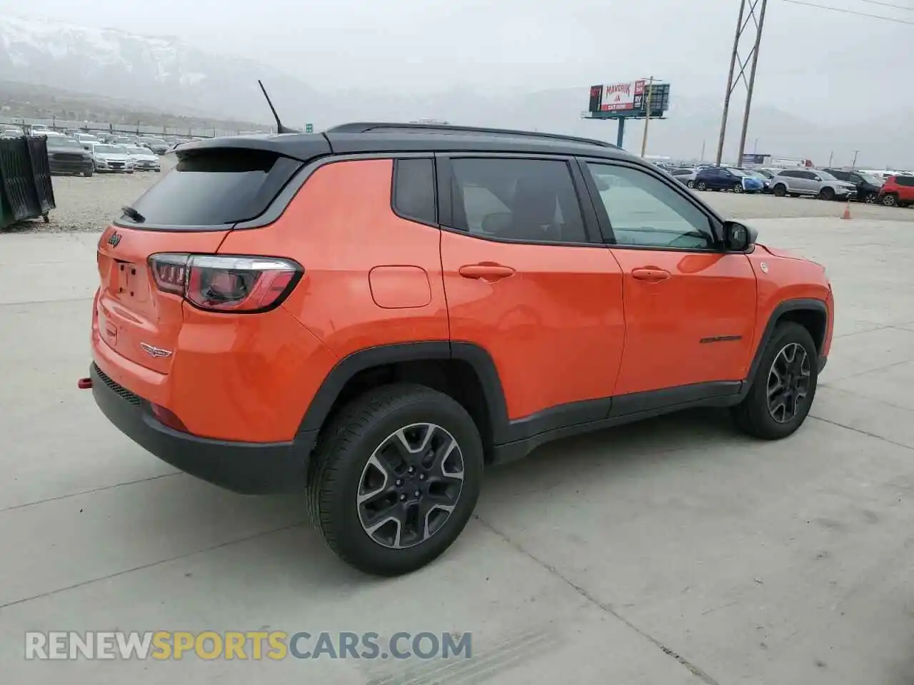 3 Photograph of a damaged car 3C4NJDDB5KT597819 JEEP COMPASS 2019