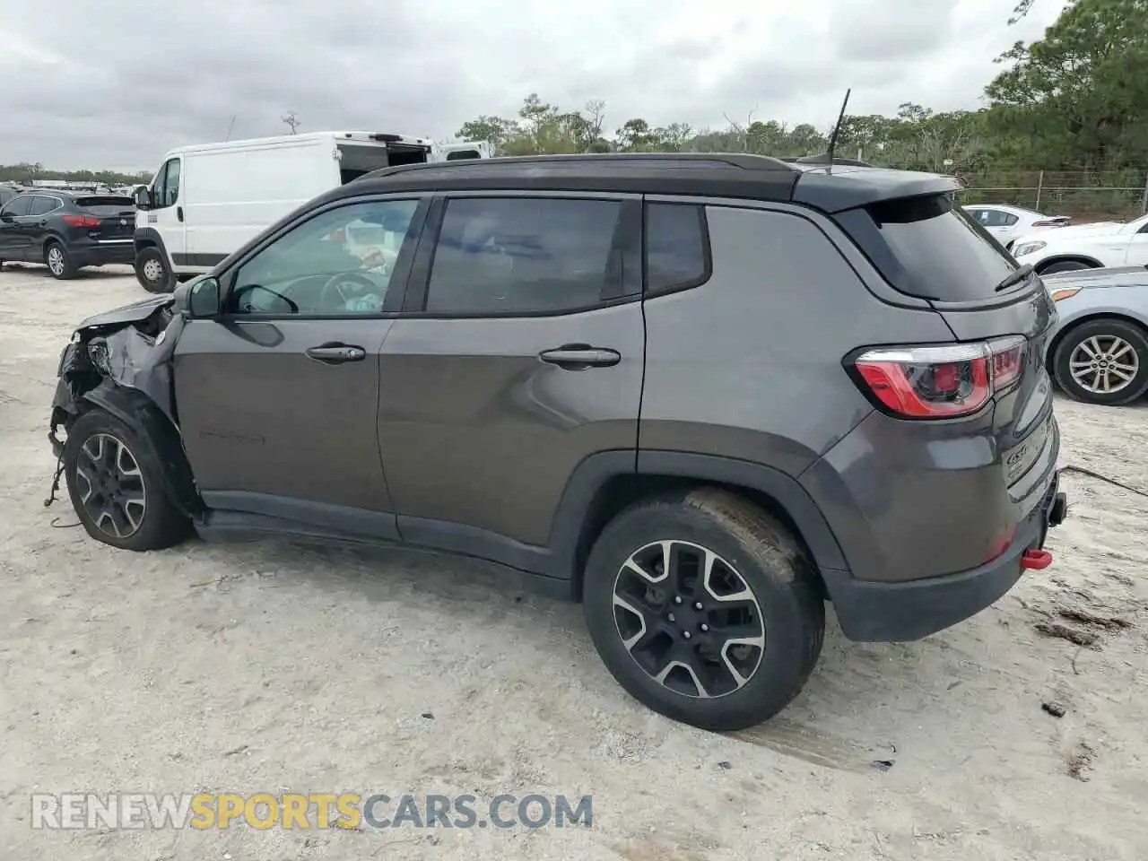 2 Photograph of a damaged car 3C4NJDDB5KT703850 JEEP COMPASS 2019