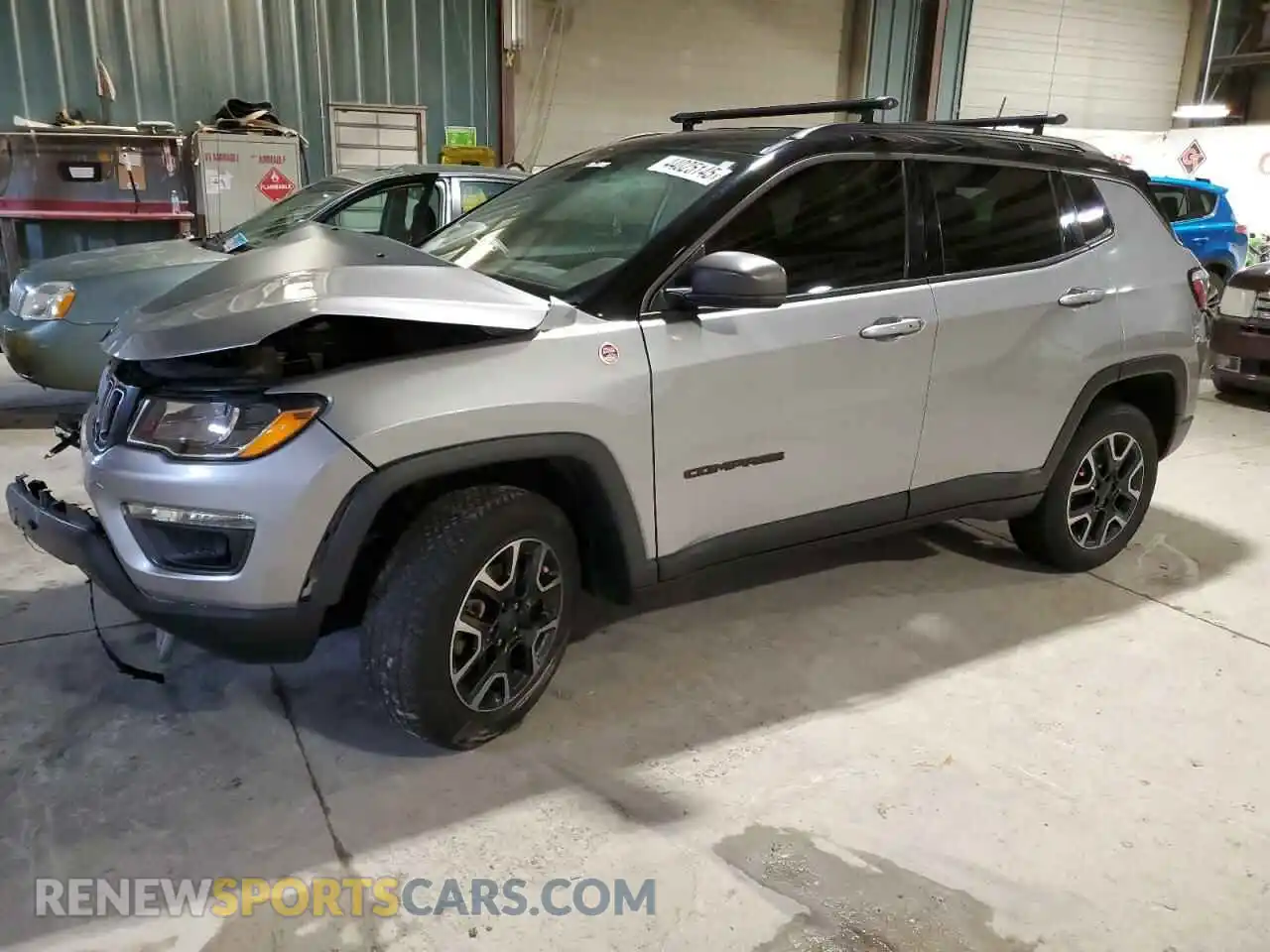 1 Photograph of a damaged car 3C4NJDDB5KT733527 JEEP COMPASS 2019