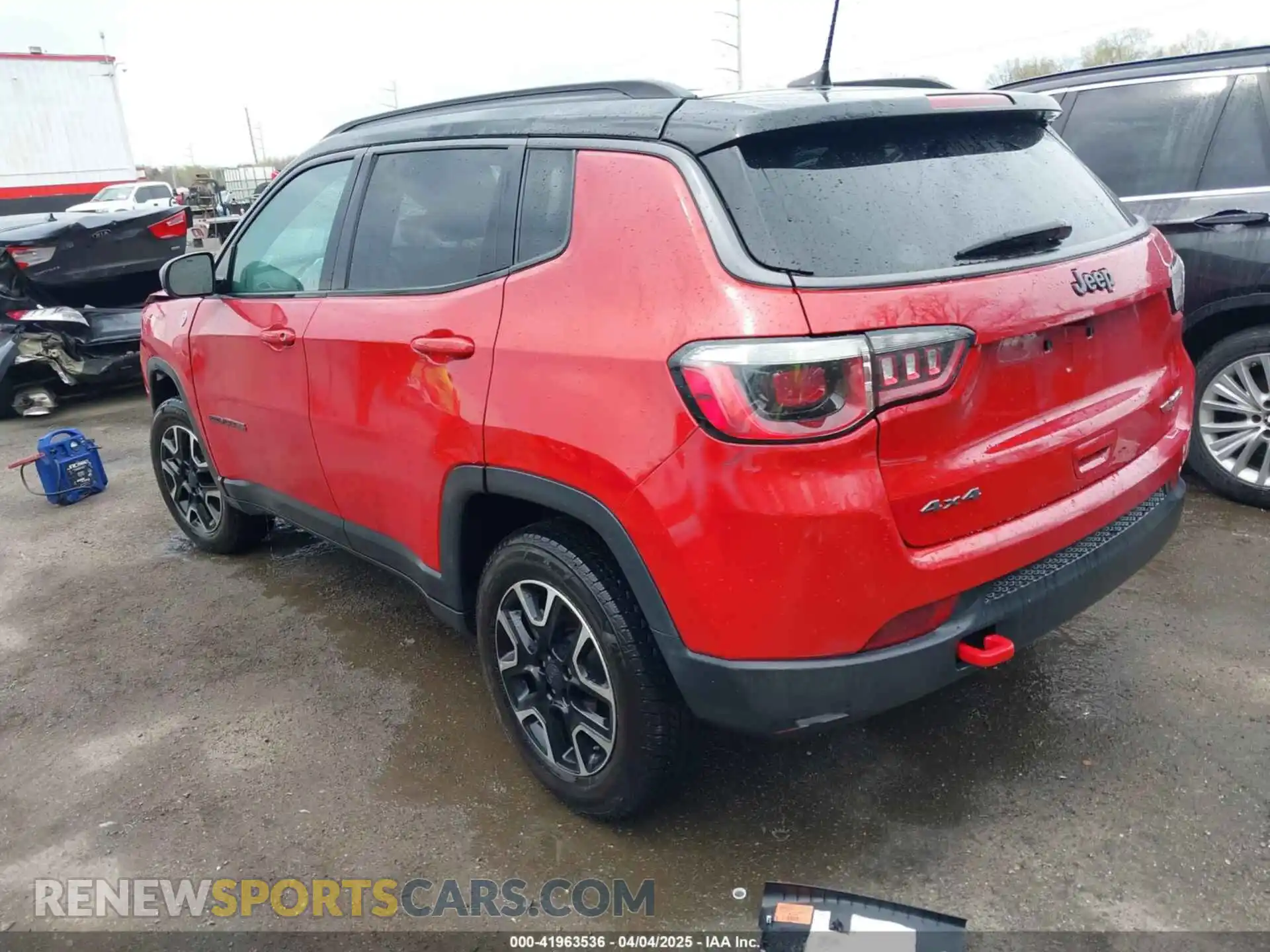 3 Photograph of a damaged car 3C4NJDDB6KT786348 JEEP COMPASS 2019