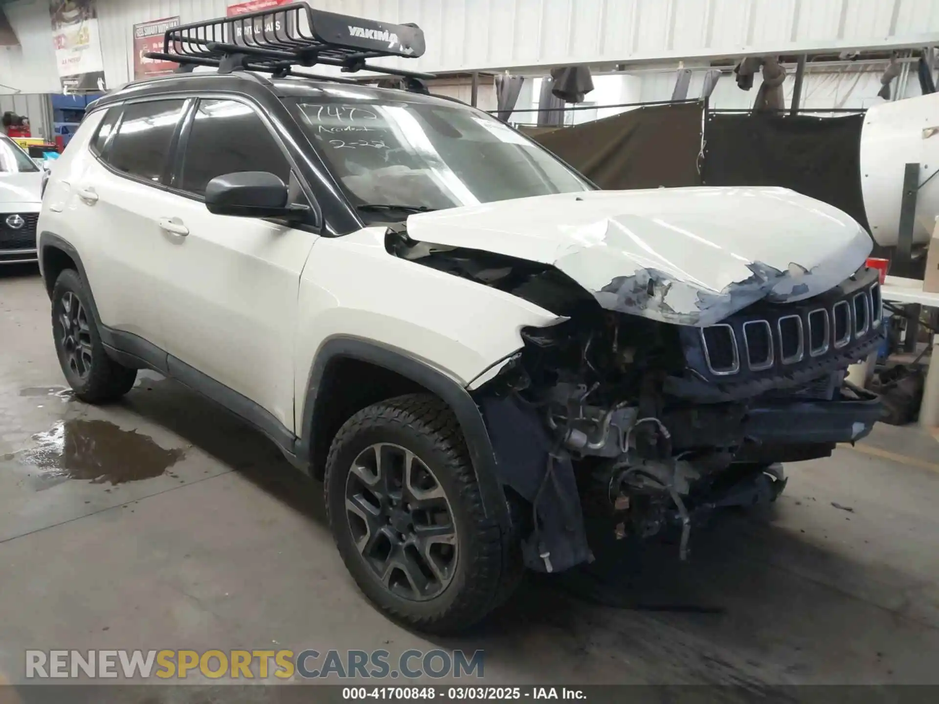 1 Photograph of a damaged car 3C4NJDDB8KT668110 JEEP COMPASS 2019