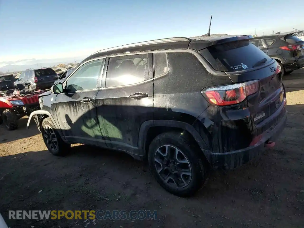 2 fotografías del automóvil dañado 3C4NJDDB9KT714494 JEEP COMPASS 2019