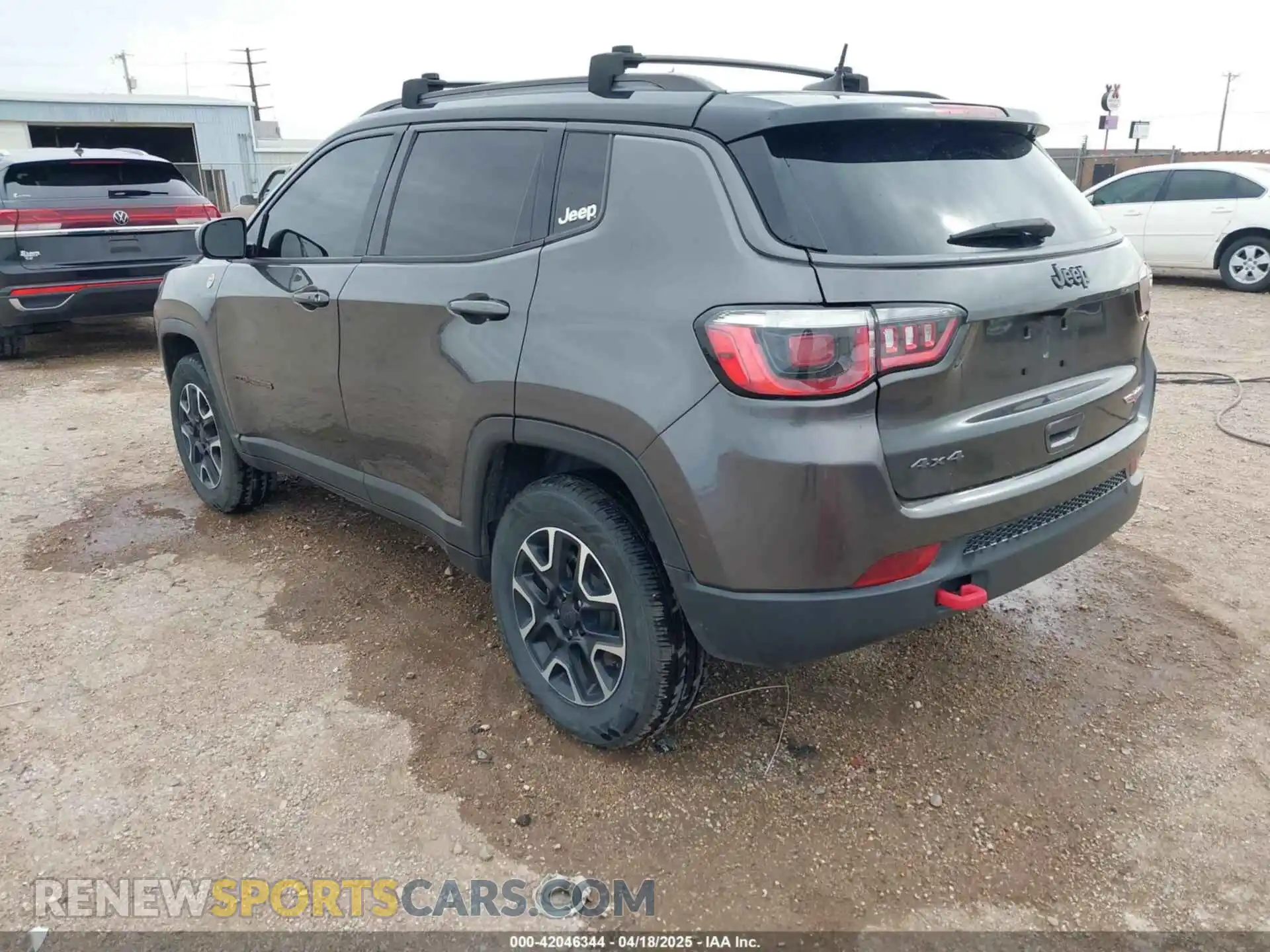 3 Photograph of a damaged car 3C4NJDDBXKT795294 JEEP COMPASS 2019