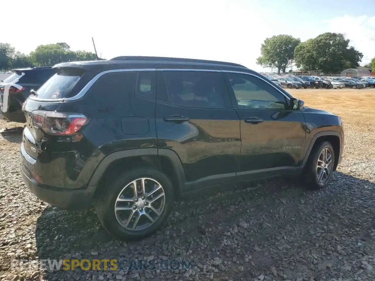 3 Photograph of a damaged car 3C4NJCBB0LT242054 JEEP COMPASS 2020