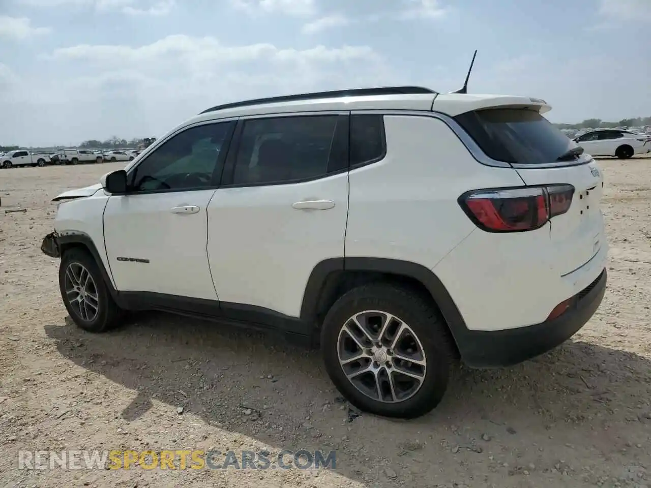 2 Photograph of a damaged car 3C4NJCBB4LT142992 JEEP COMPASS 2020