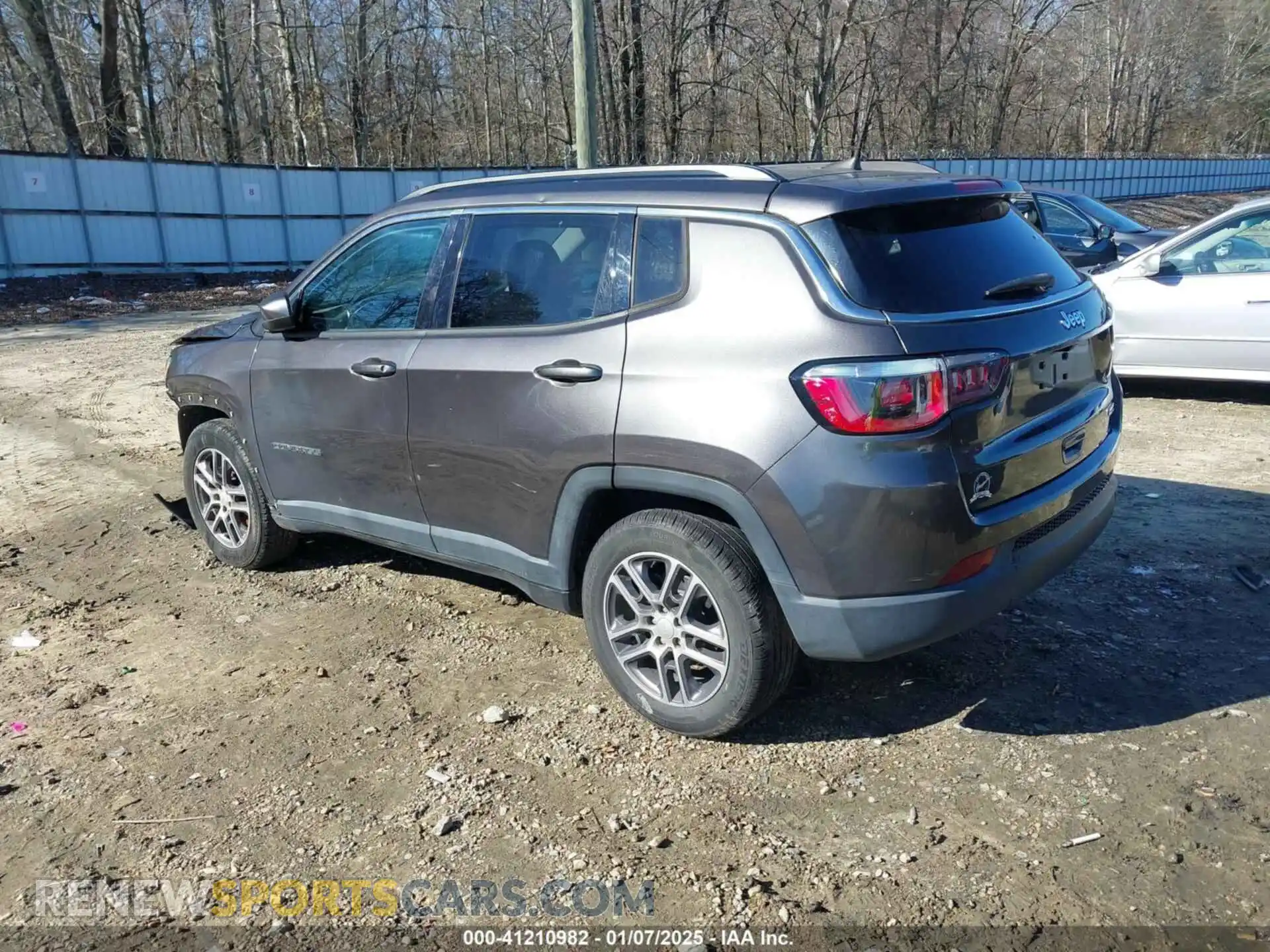 3 Фотография поврежденного автомобиля 3C4NJCBB4LT177001 JEEP COMPASS 2020