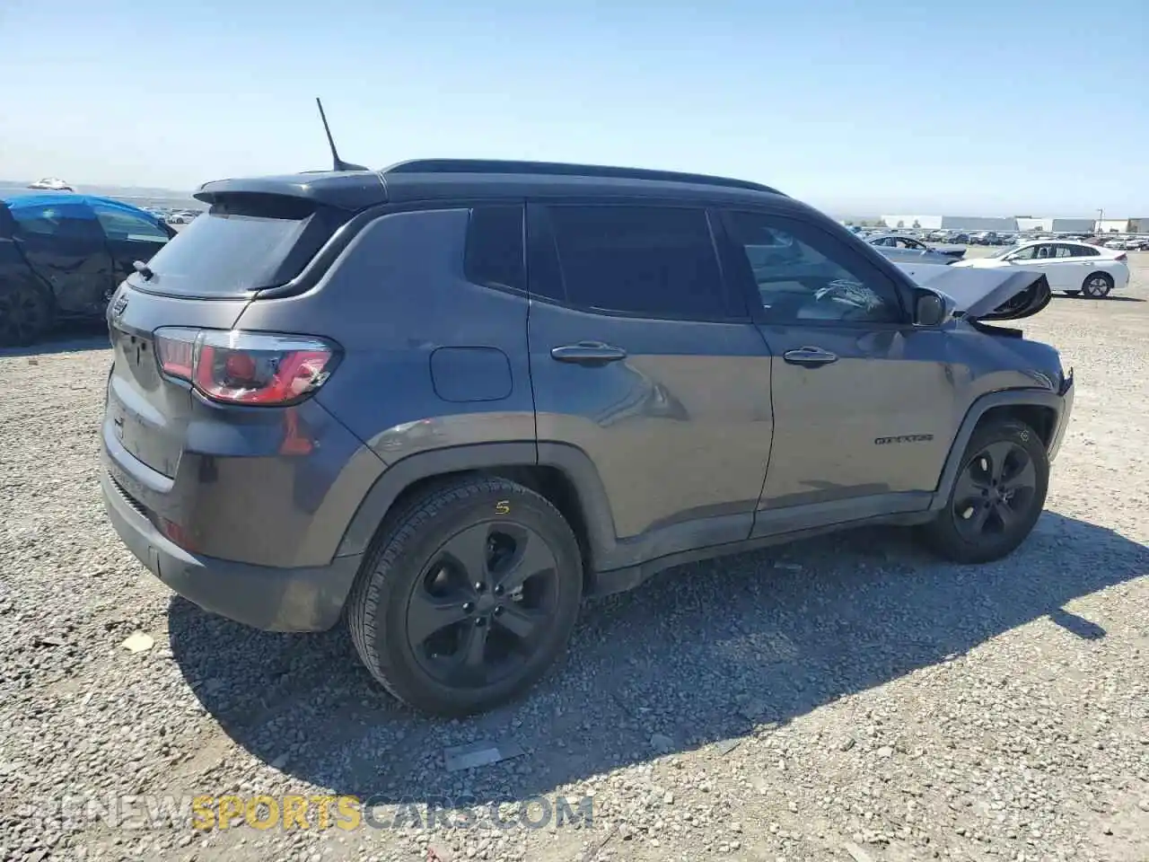 3 Photograph of a damaged car 3C4NJCBB4LT205864 JEEP COMPASS 2020