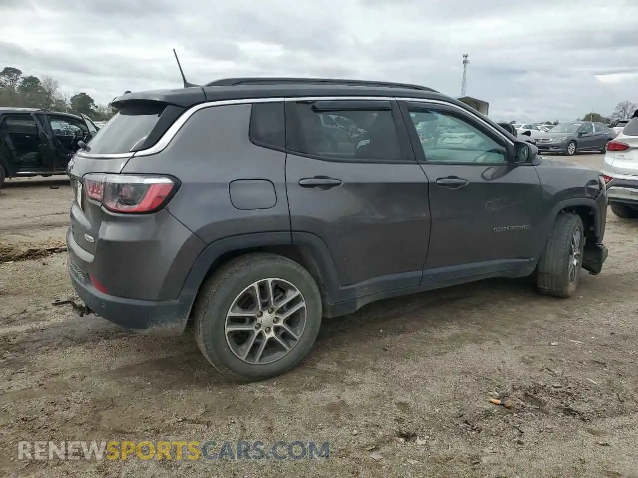 3 Photograph of a damaged car 3C4NJCBB4LT256748 JEEP COMPASS 2020