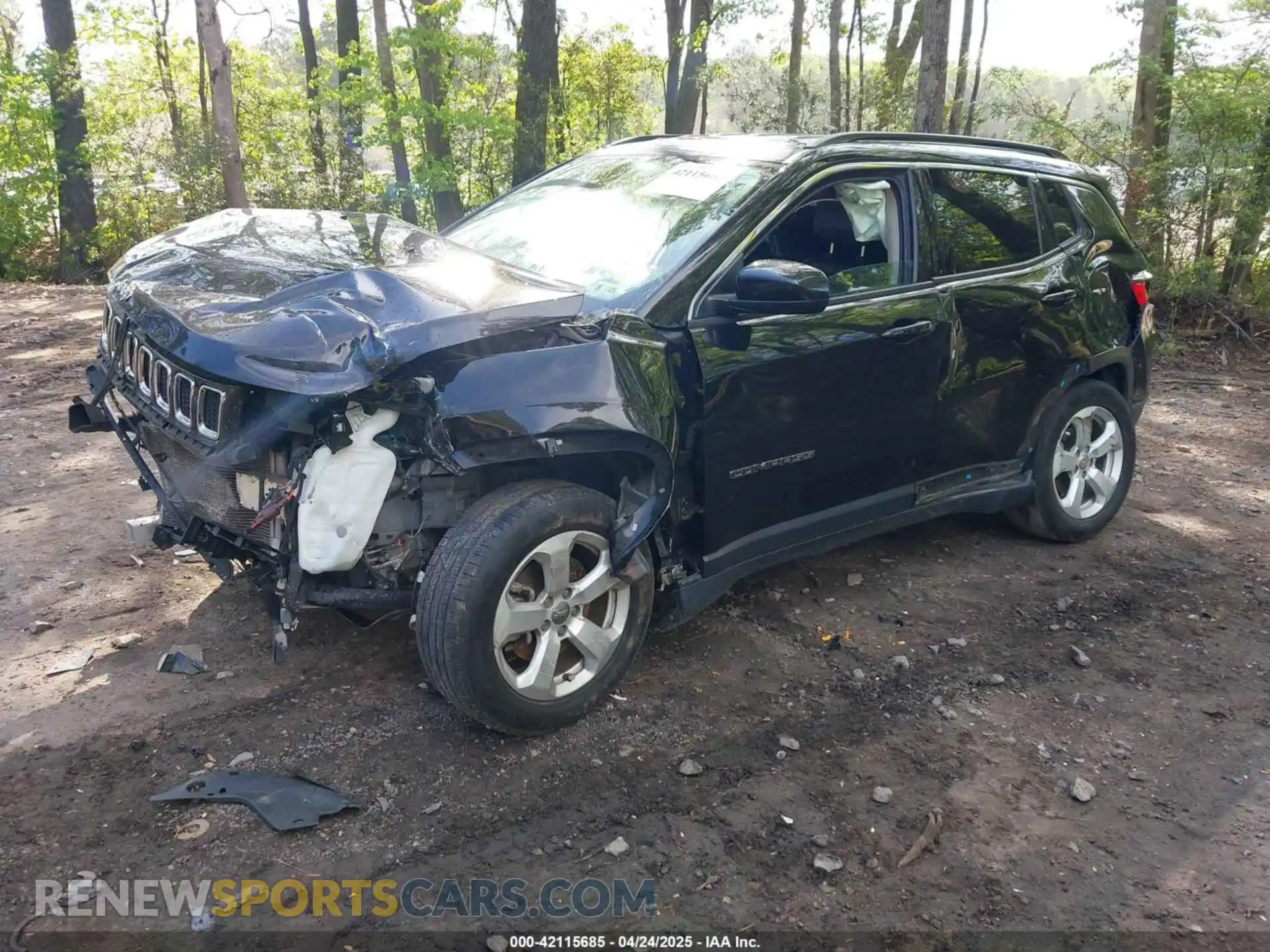 2 Photograph of a damaged car 3C4NJCBB5LT257567 JEEP COMPASS 2020