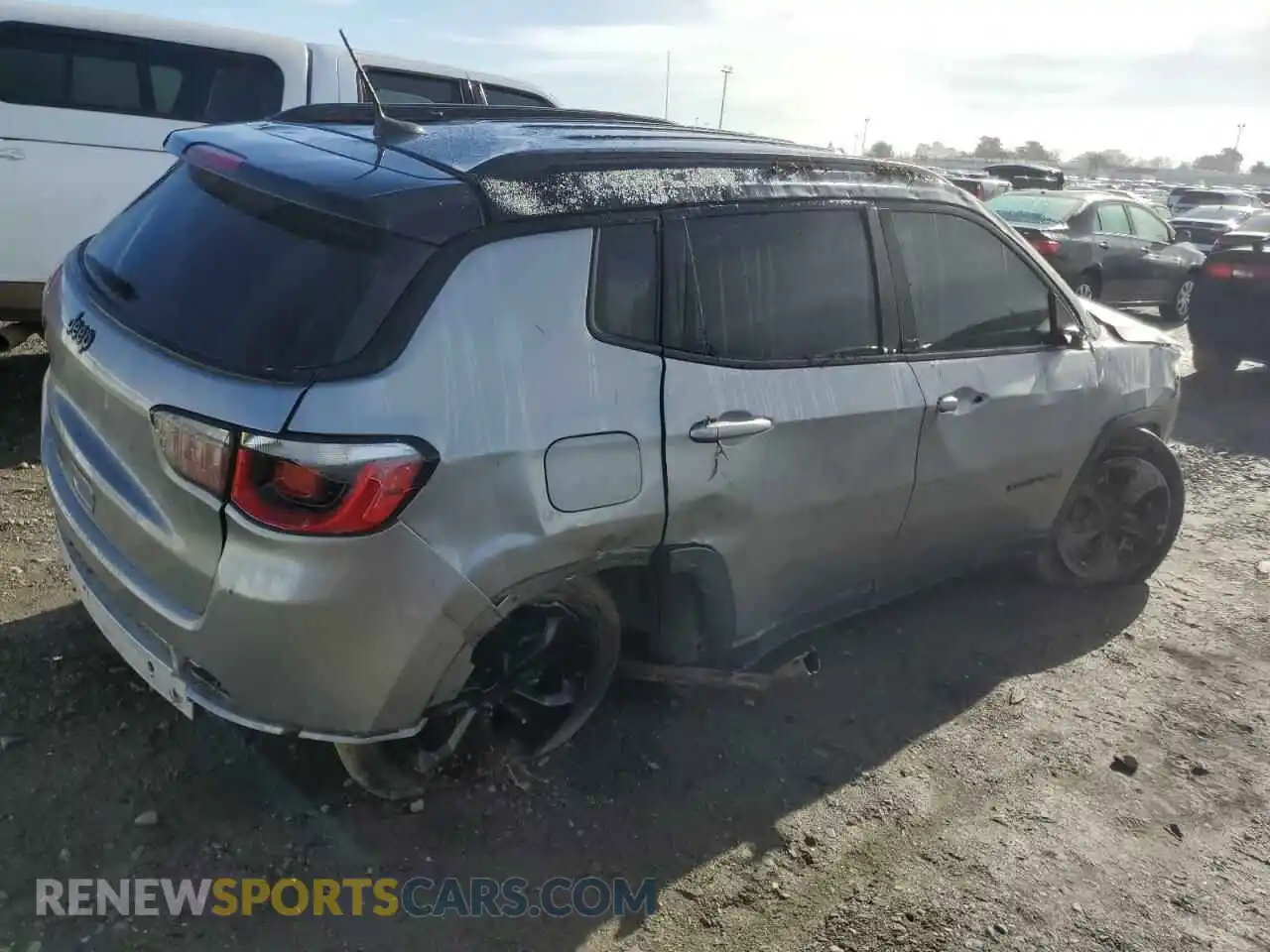 3 Photograph of a damaged car 3C4NJCBB7LT147555 JEEP COMPASS 2020