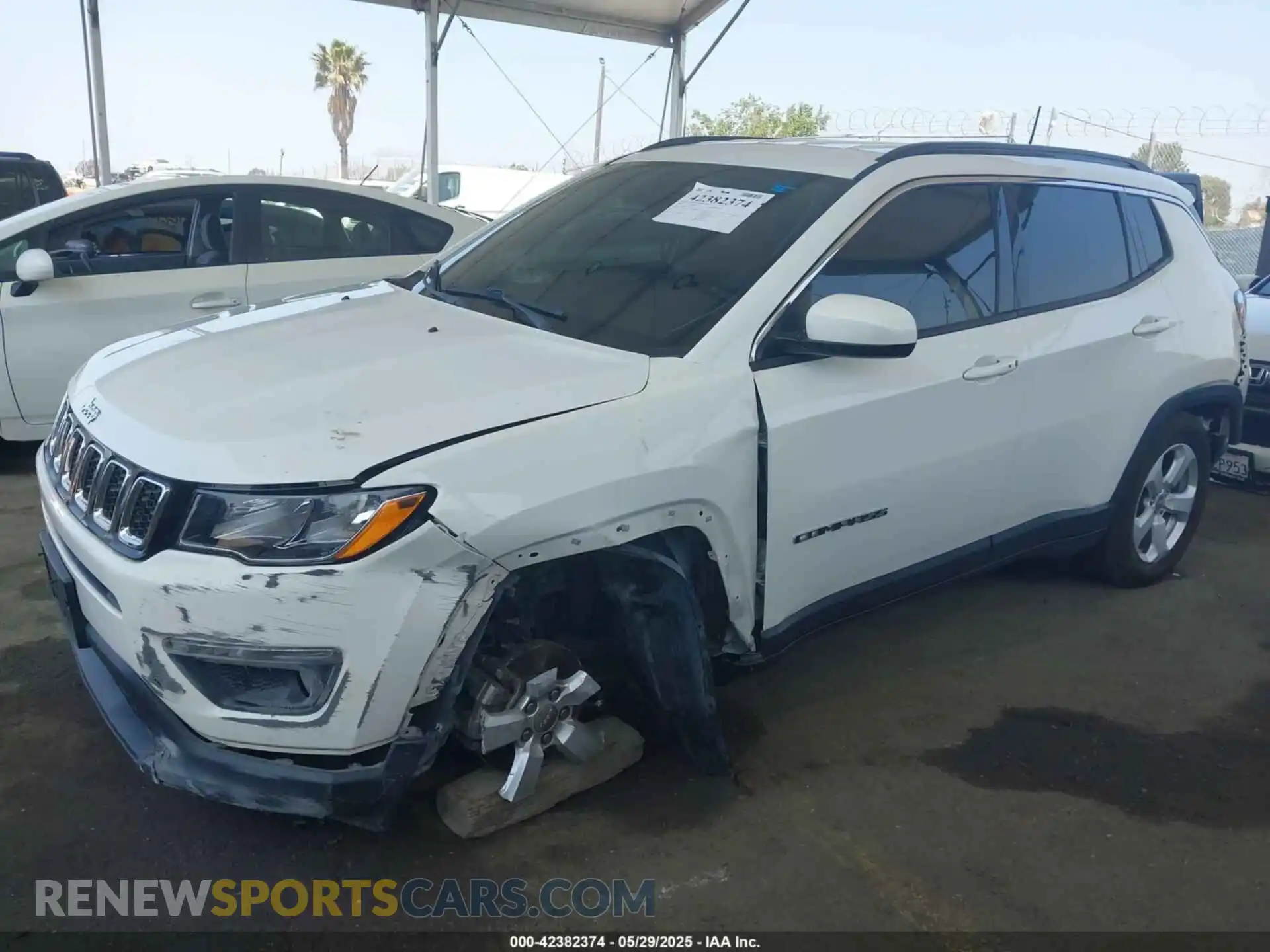 2 Photograph of a damaged car 3C4NJCBB8LT141375 JEEP COMPASS 2020